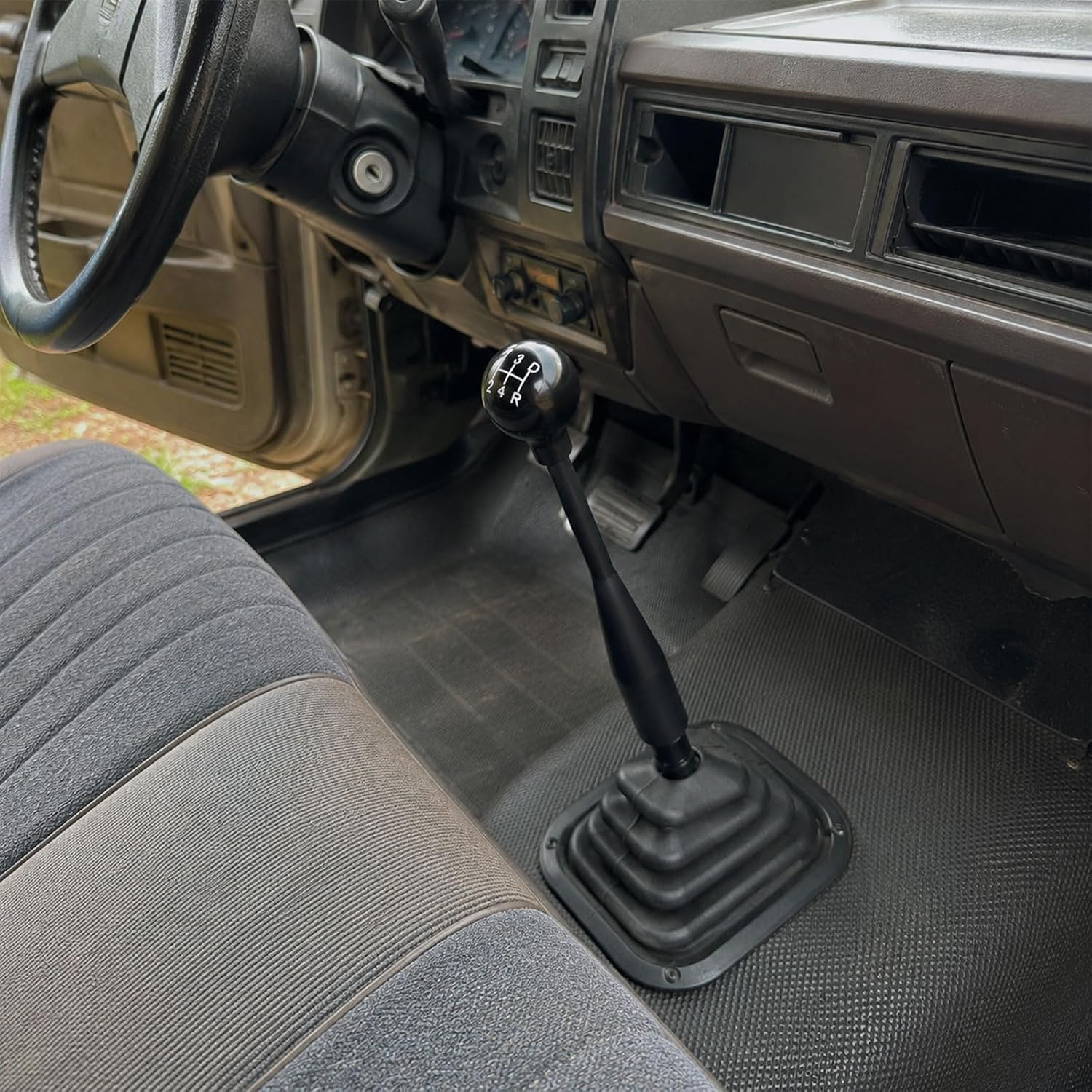 5 Speed Transmission Shifter Stick Kit, Manual Transmission Gear Shift Stick with Black Knob and Aluminum Build for Ford F-Series E-Series 1988-1996 Replaces 4C3Z-7210-AA
