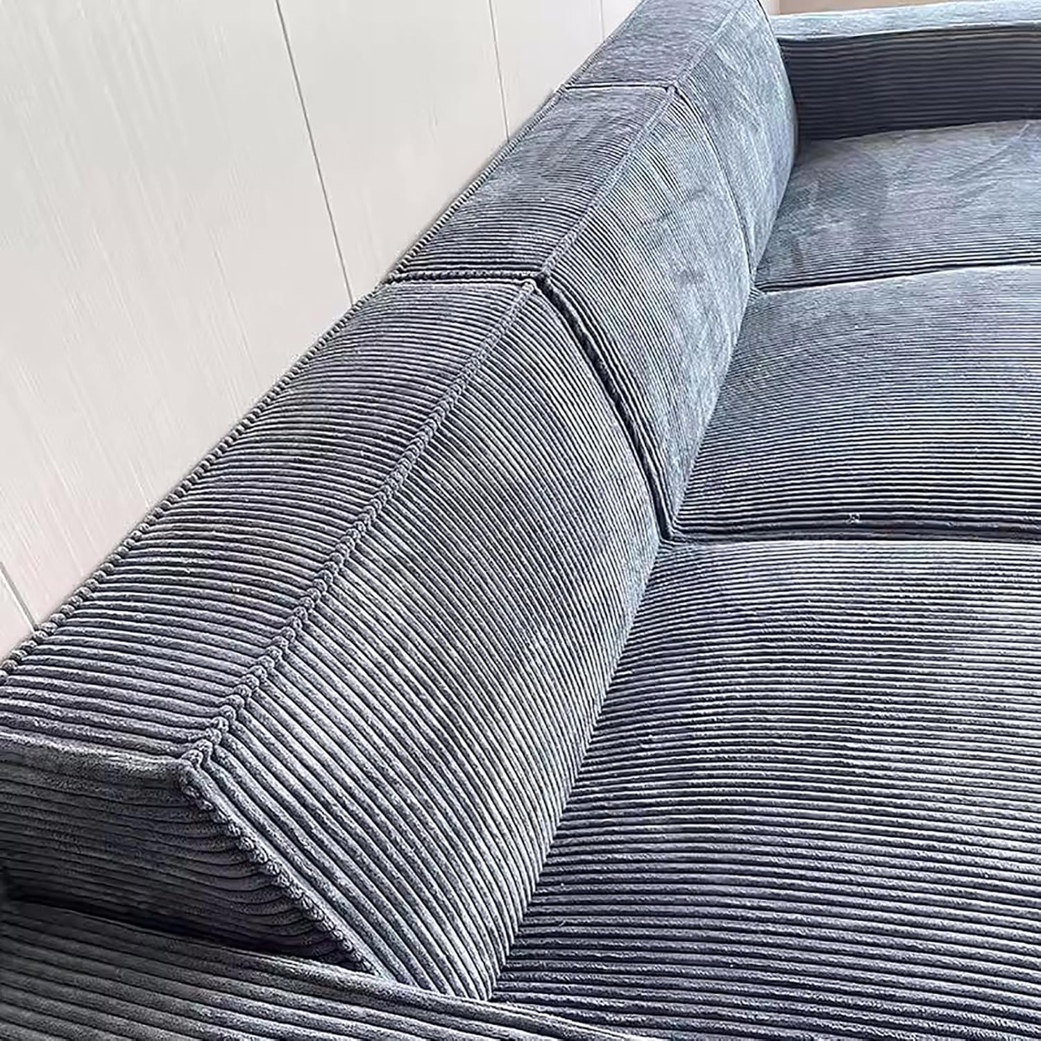 Diagram showing the vacuum compression packing and expansion process of the sofa