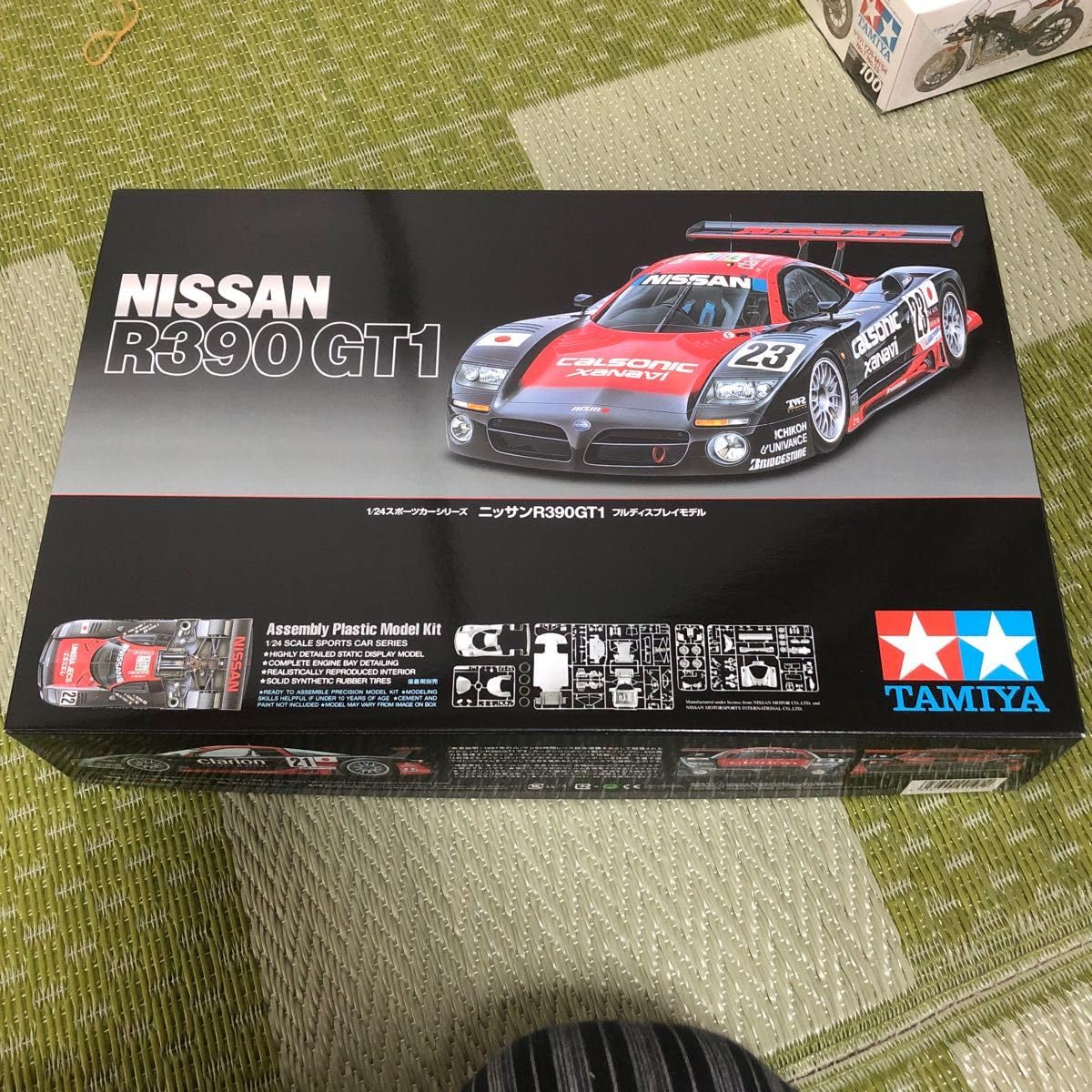 Amazon.co.jp: タミヤ 1 24スポーツカーシリーズ ニッサン R390 GT1