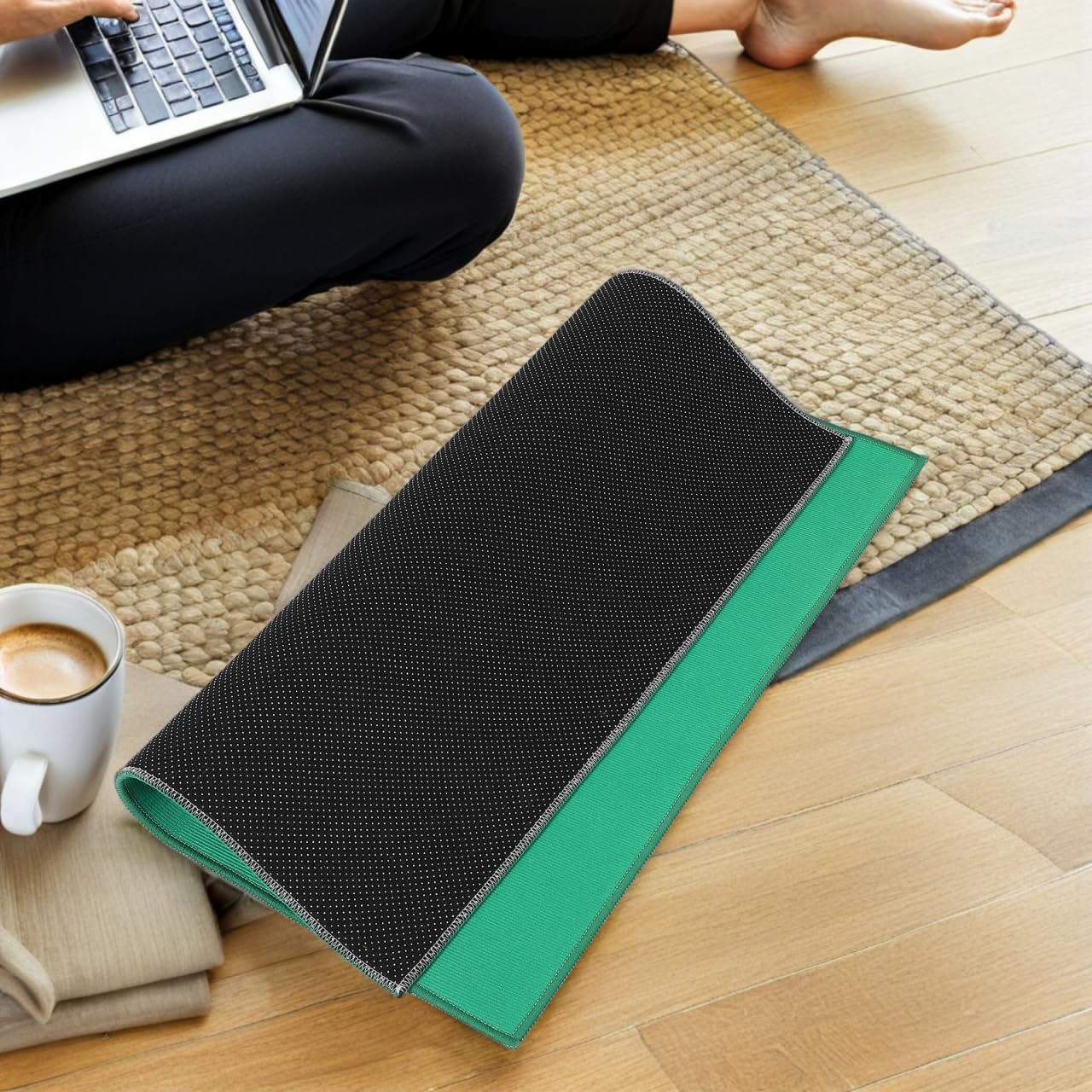 Cabilock Mahjong Tablecloth 27.55 Inch Thickened Noise-Reducing Felt Mat with Anti-Slip Surface for Mahjong Poker and Family Board Game Tables