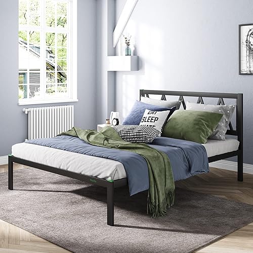 Novilla Base de cama King de 14 pulgadas con cabecero, base de cama de plataforma no necesita somier, marco de cama de metal tamaño King con espacio