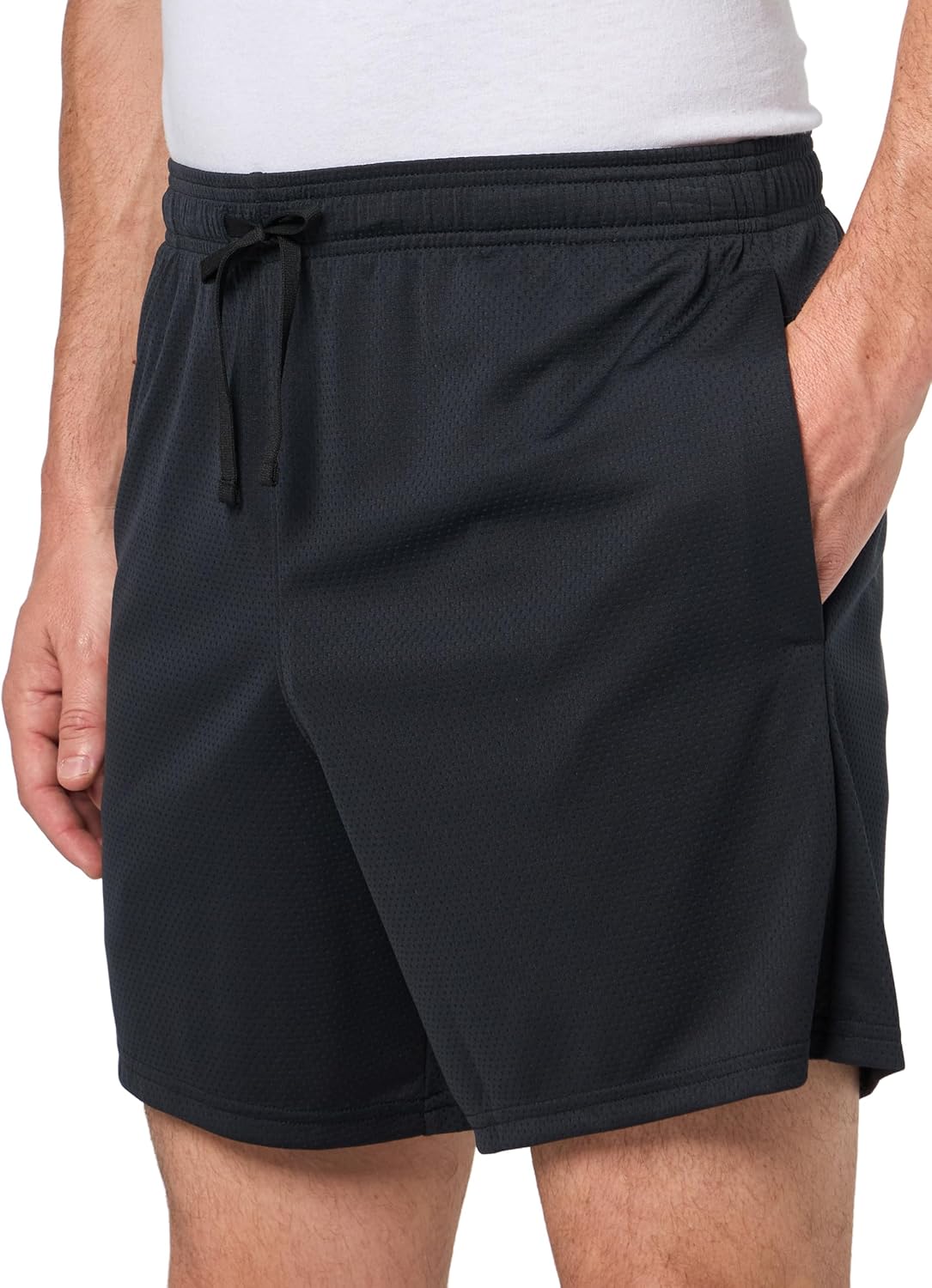 Under Armour Mens Tech 6 Inch Mesh Shorts - Image 3