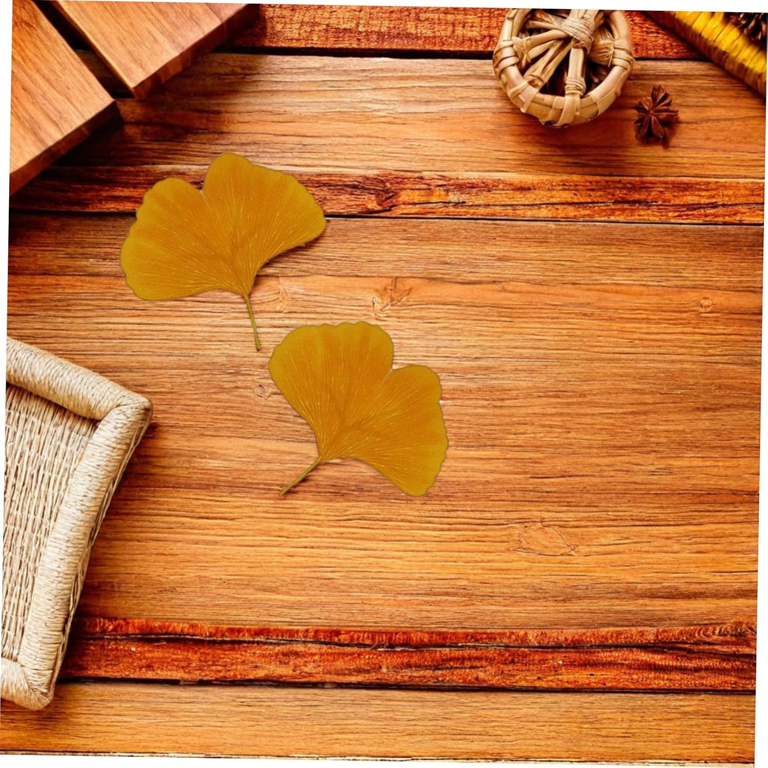 Artificial Ginkgo Leaves Easy to Arrange Simulation Fall Leaves Wedding Cake DIY Craft Decoration Garden Home Office Dining Table Decor