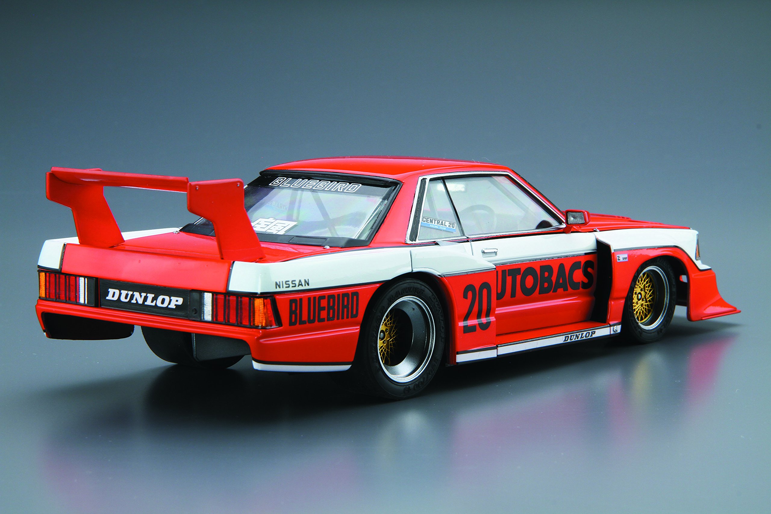 Amazon.co.jp: 青島文化教材社 1/24 ザ・モデルカーシリーズ No