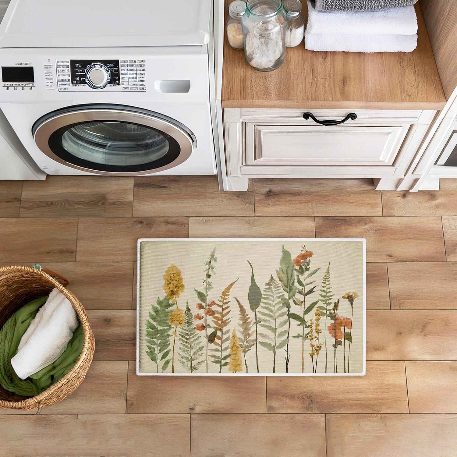 Stupell Industries Simple Fall Botanics Plush Bathroom Mat & Bath Rug, Soft Quick-Dry Non-Slip Bathroom Rug with Recycled Foam Cushion, Modern Floral Botanical Design by Elizabeth Medley, 18"x30"