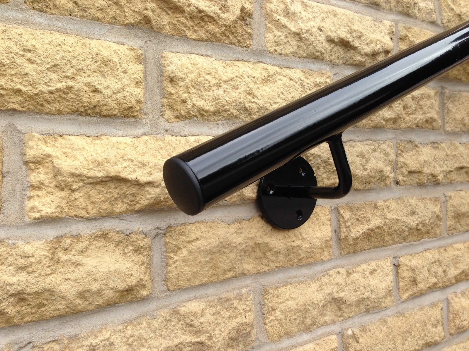 FJB 42.4mm Tubular Handrail -Disabled Handrail Powder-Coated Black 1 Metre Long