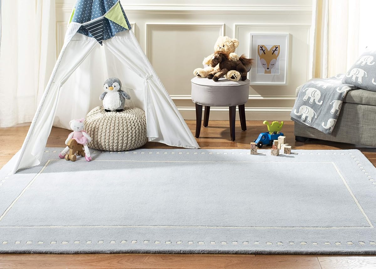 SAFAVIEH Bella Collection Area Rug - 5' x 8', Light Blue & Ivory, Handmade Dotted Border Wool, Ideal for High Traffic Areas in Living Room, Bedroom (BEL151A)