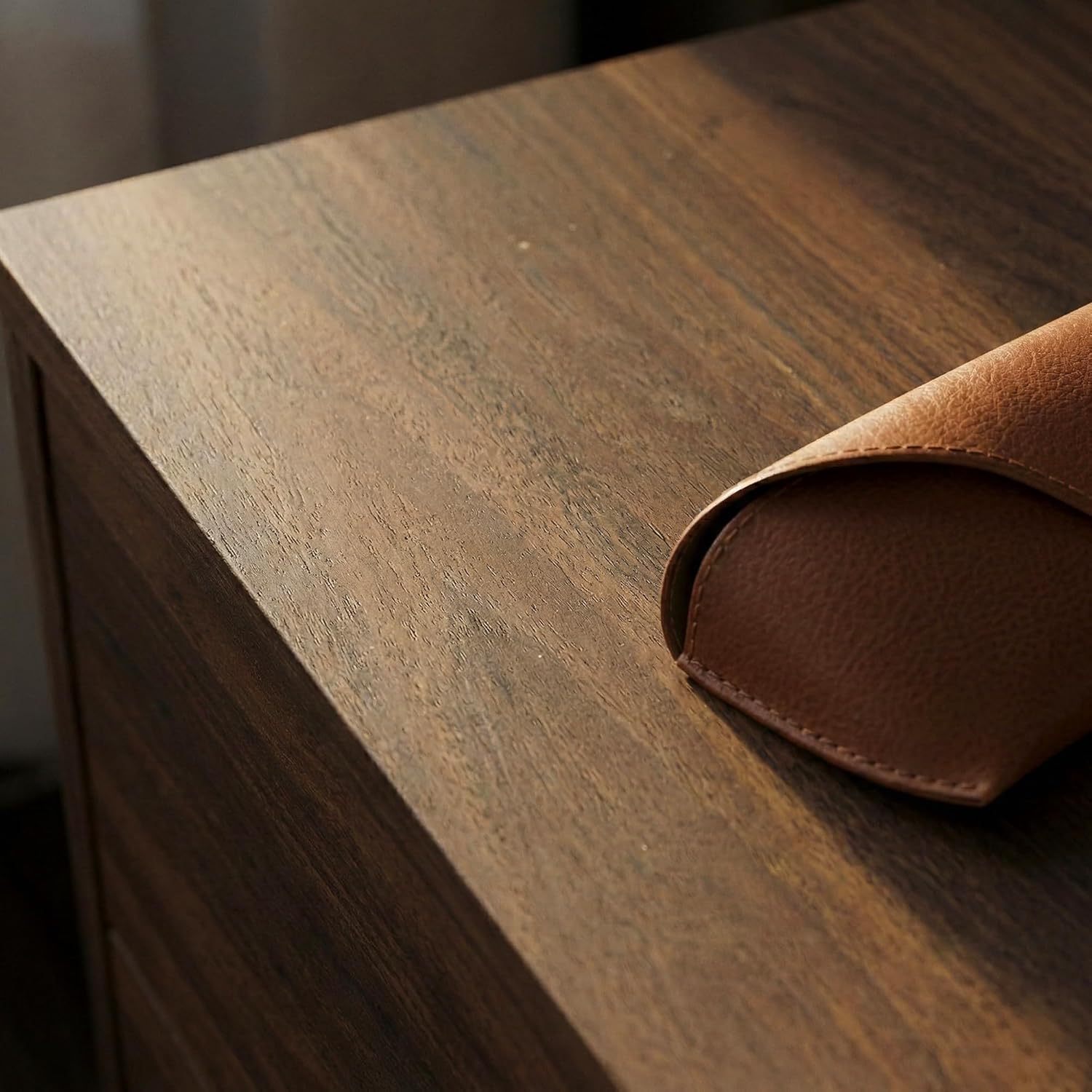 26" Tall Wood Nightstand Set of 2 with Charging Station & USB-C, Mid Century Modern Bedside Table with Solid Wood Legs, Walnut Finish with 2 Drawers