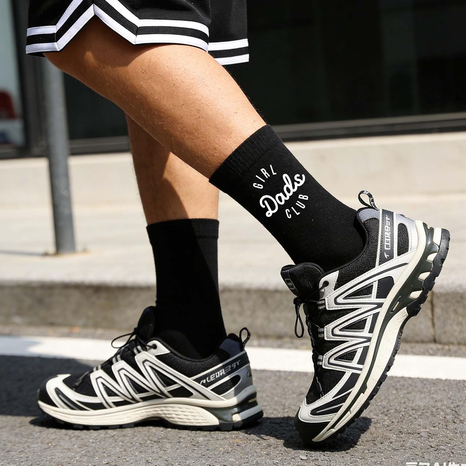 Funny Dad Papa Grandpa Uncle Socks, The Father Sign Crew Socks for Men, Fathers Days Gifts Birthday Gifts for Men.