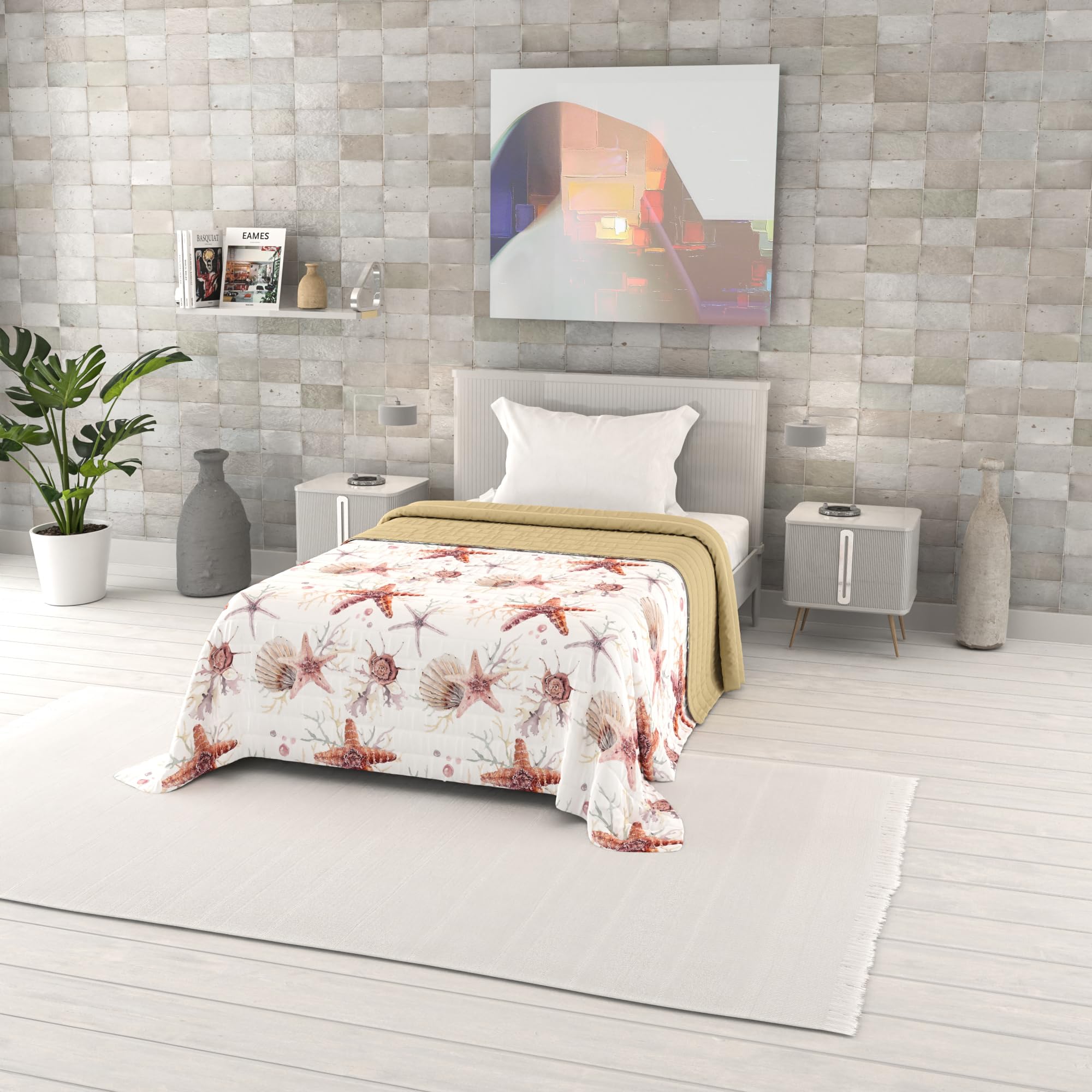 Italian Bed Linen Fantasy Printed Summer Quilt, Polyester Filling, Starfish, 220 x 270 cm