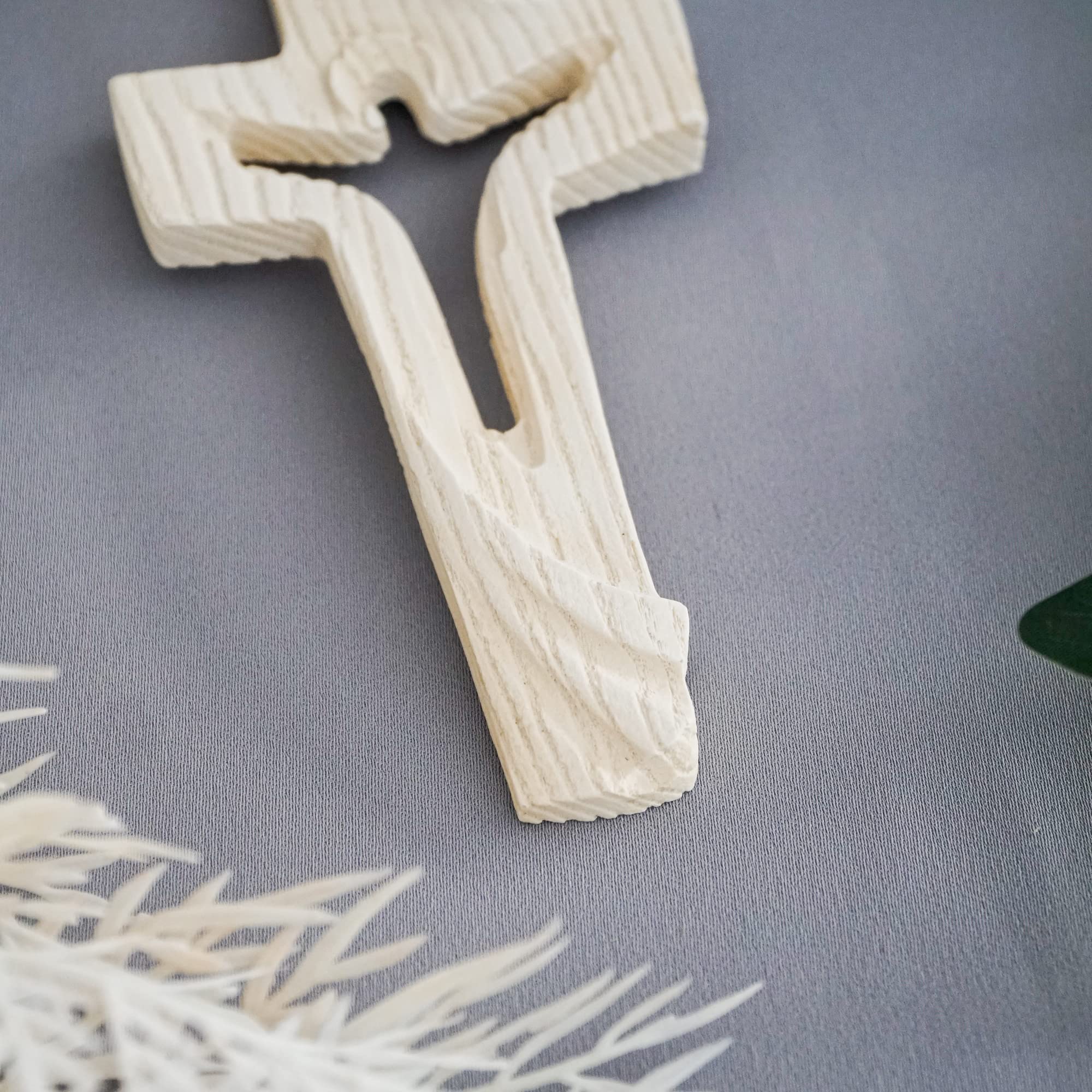 Crocefisso Moderno In Resina E Polvere Di Marmo 16cm | Effetto Invecchiato | Made In Italy - Foto 4