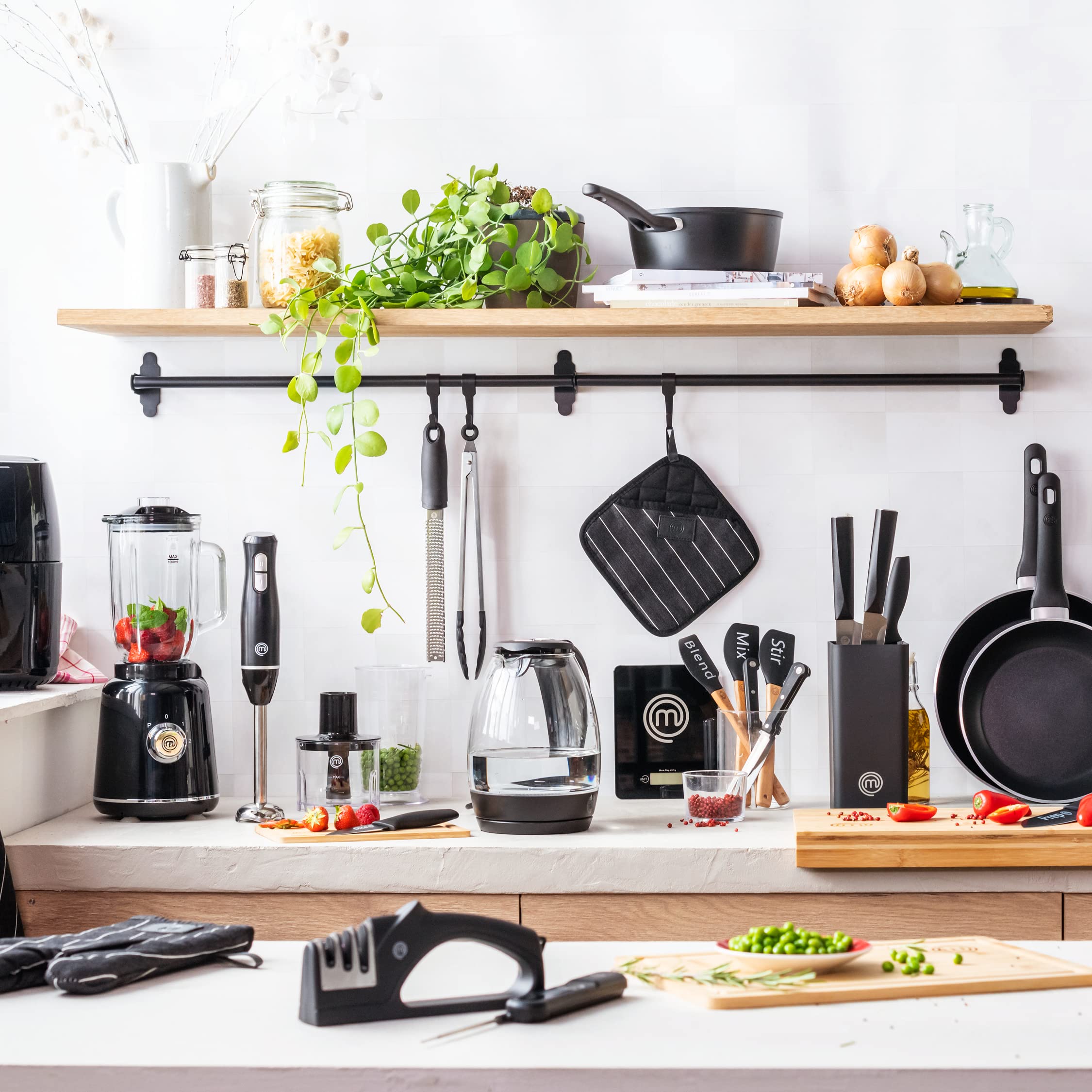 MasterChef Sandwich Toaster 2 Slice Cheese Toastie Maker, Panini Press & Grill for Deep Fill