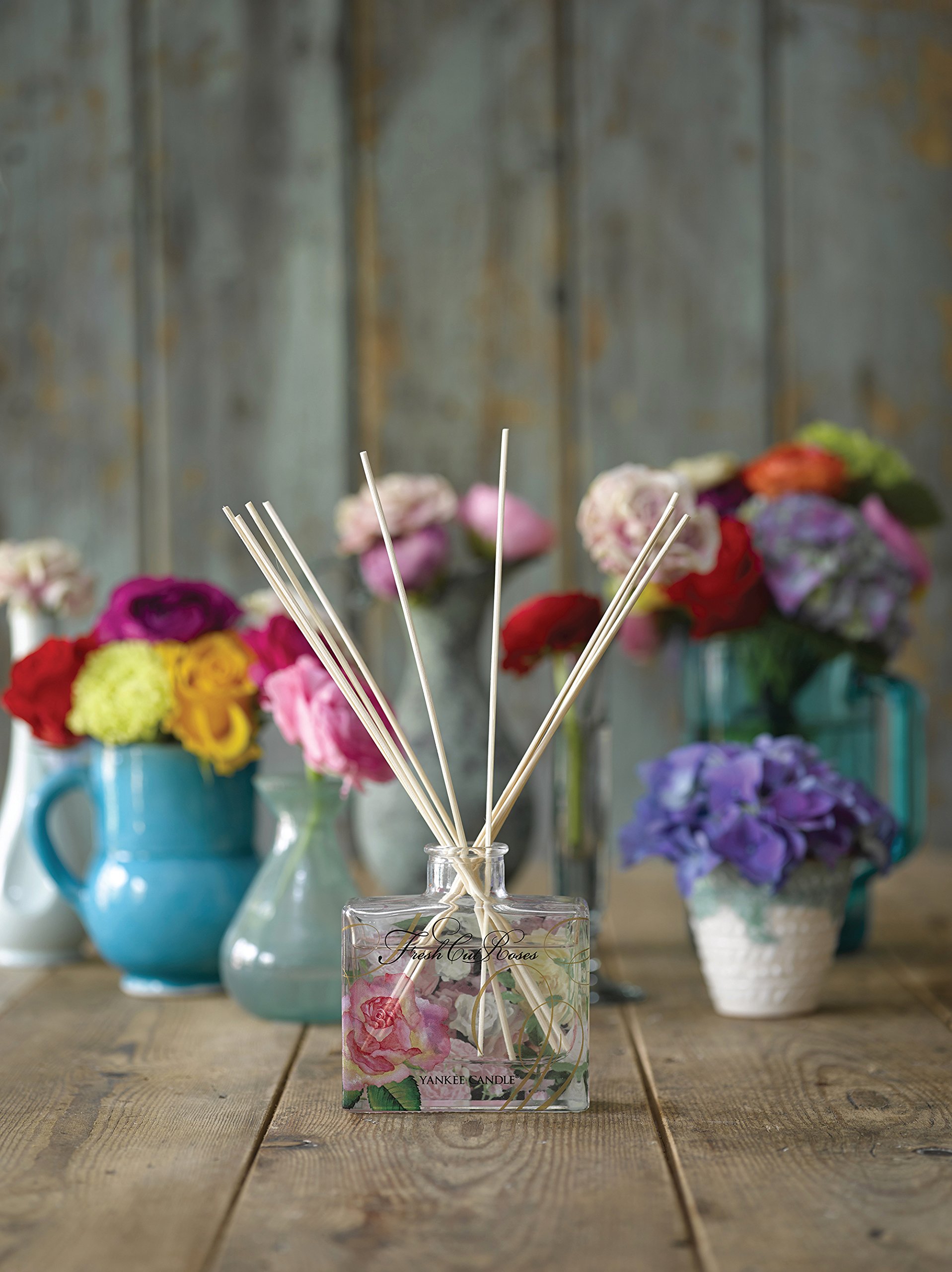 Yankee Candle Signature Reed Diffuser, Fresh Cut Roses, 88ml, Up to 8