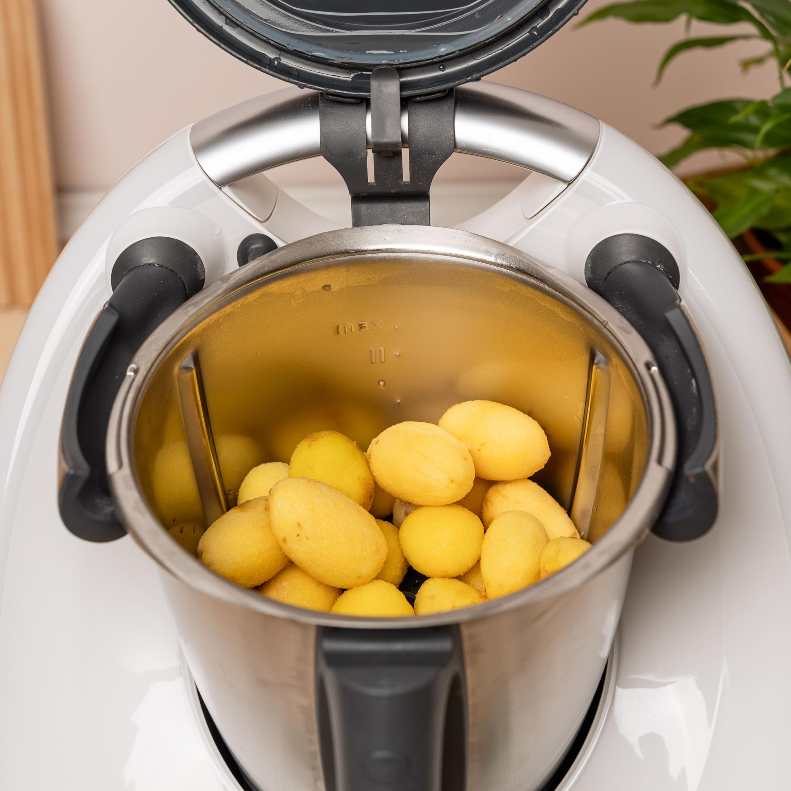 Wundermix Accesorio pelador WunderPeeler V2 para Thermomix TM7 | Compatible TM6, TM5, TM31, pelador de patatas con rallador resistente