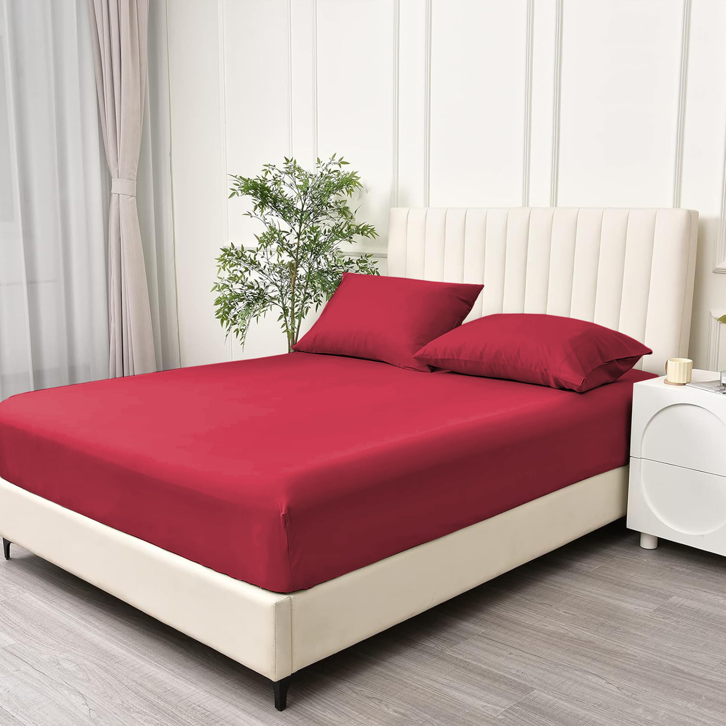 BQC Burgundy Fitted Sheet Double Size 135 x 200 cm - Deep Pocket 12 Inch (30cm) - Soft Easy Care Brushed Microfiber Plain Bed Sheet - Hotel Quality Shrinkage and Fade Resistant Bedding