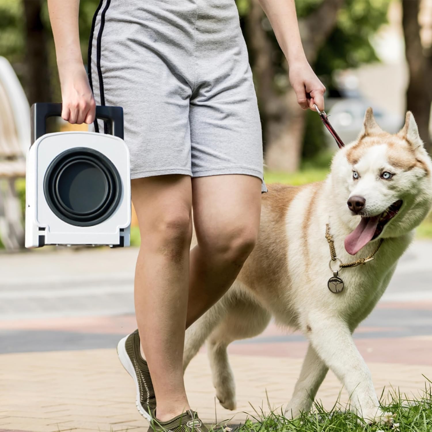 JARUKI Foldable and Portable Raised Dog Feeder | Double Silicone Bowl | Healthy Posture | Non-Slip and Compact | Ideal for Medium and Large Dogs | Comfortable Solution for Outdoors and Camping 7