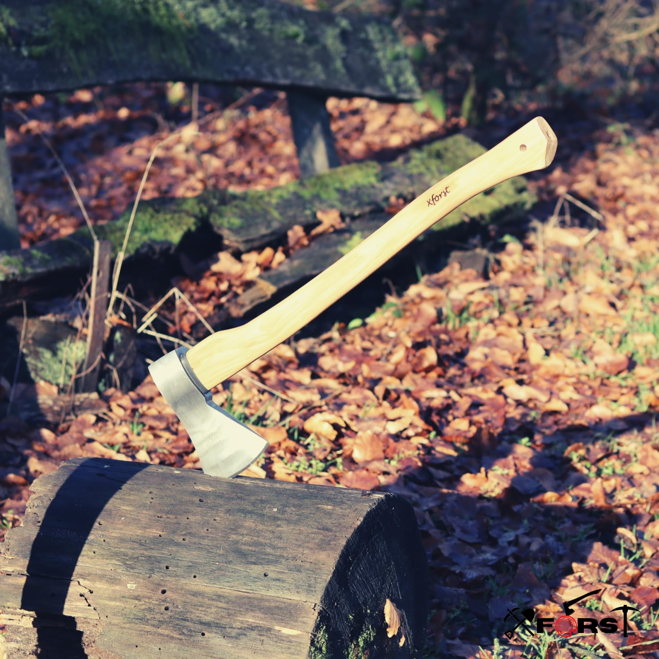 Xforst Hache forestière UW12 – Hache à fendre 70 cm en Acier Carbone avec Manche en Bois de Hickory + étui