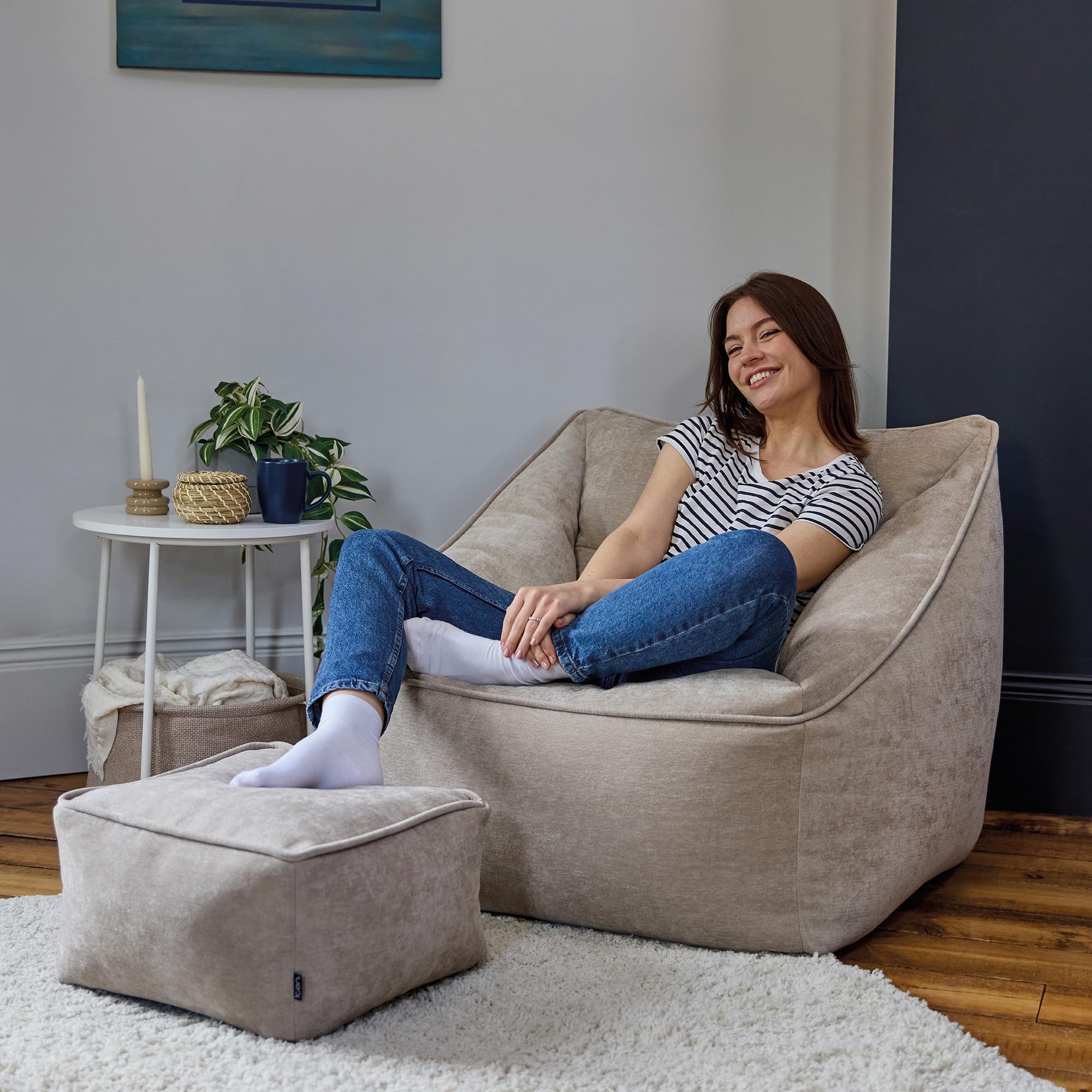 Icon Natalia Sitzsack Sessel mit Hocker für Erwachsene, Beige, Flauschiger Chenille Stoff, Riesen Sitzsack mit Füllung, Bean Bag Chair, Bequemer Sessel, Lounge, Schlafzimmer, Wohnzimmer Möbel
