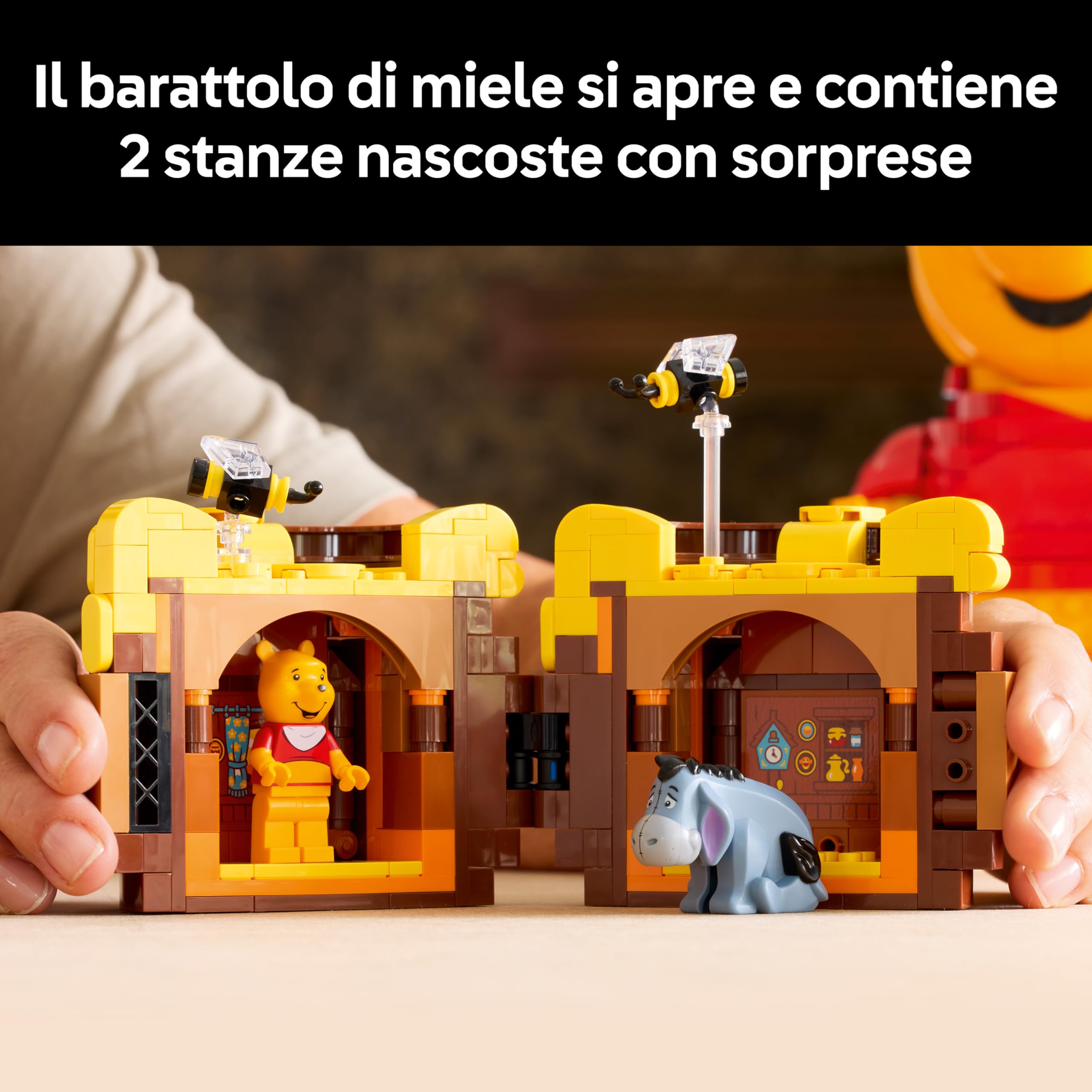 LEGO | Disney Winnie the Pooh - Kit di Modellismo per Adulti - Decorazione di Casa con Vaso di Miele, Minifigure da Collezione e Personaggio di Ih-Oh - Idea Regalo Fai da Te per i Fan - 43300