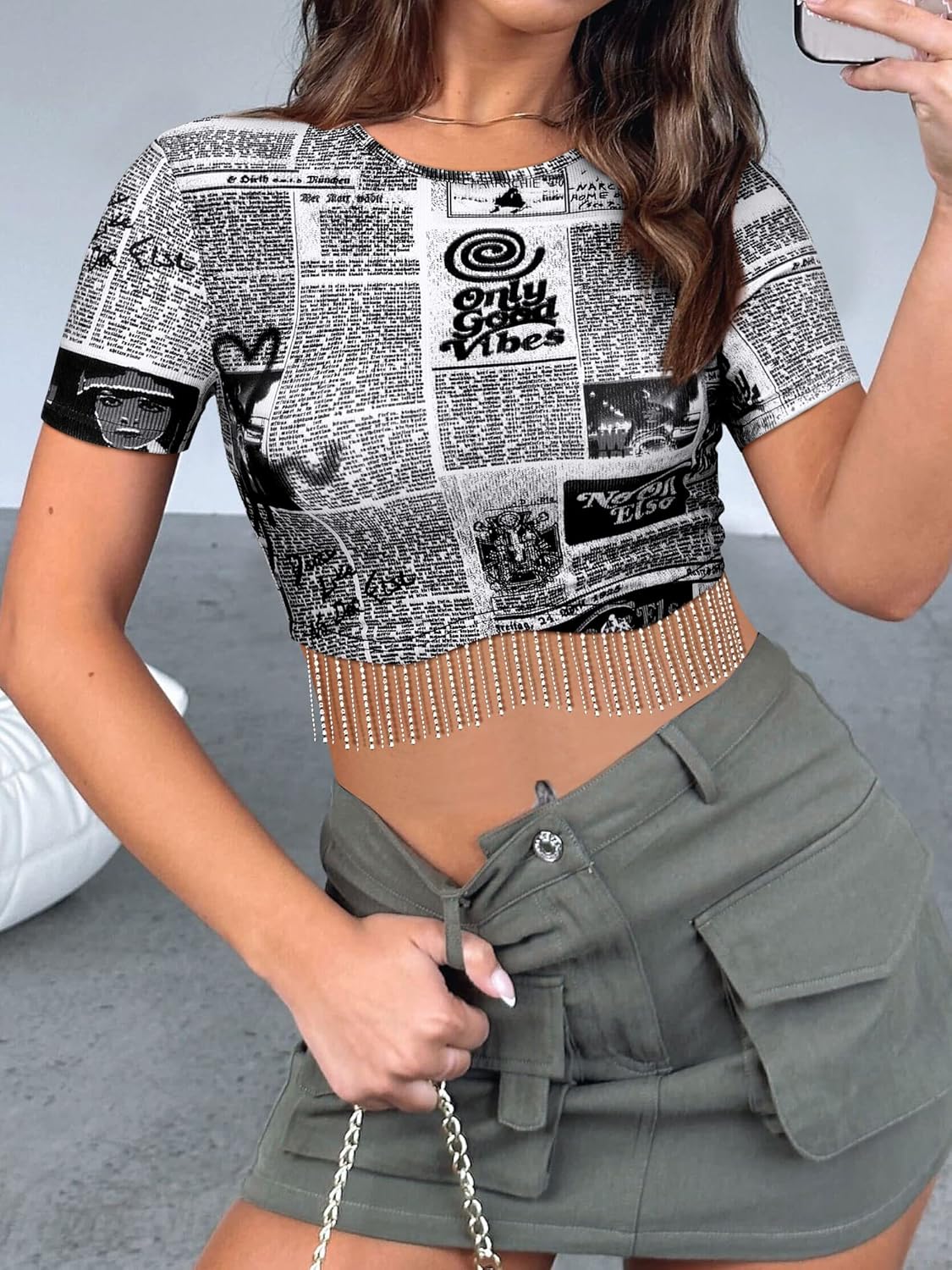 Nlife Womens Nashville Sparkly Glitter Fringe Short Sleeve Cropped Top Raceback Ribbed Crop Tank Tops with Rhinestone Tassel - Image 3