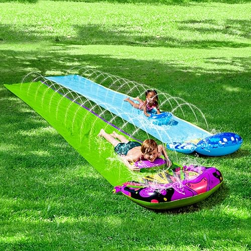Paquete de 2 tobogán de agua de 19.2 pies con tablas de bodyboard, juguete de verano con rociador integrado para patio trasero y juguetes de agua al