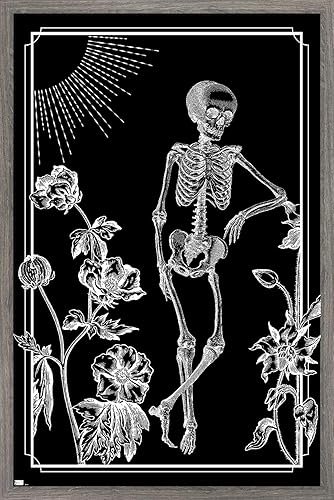 Trends International Póster de pared de esqueleto de naturaleza, 22.375 x 34 pulgadas, versión enmarcada de madera de granero