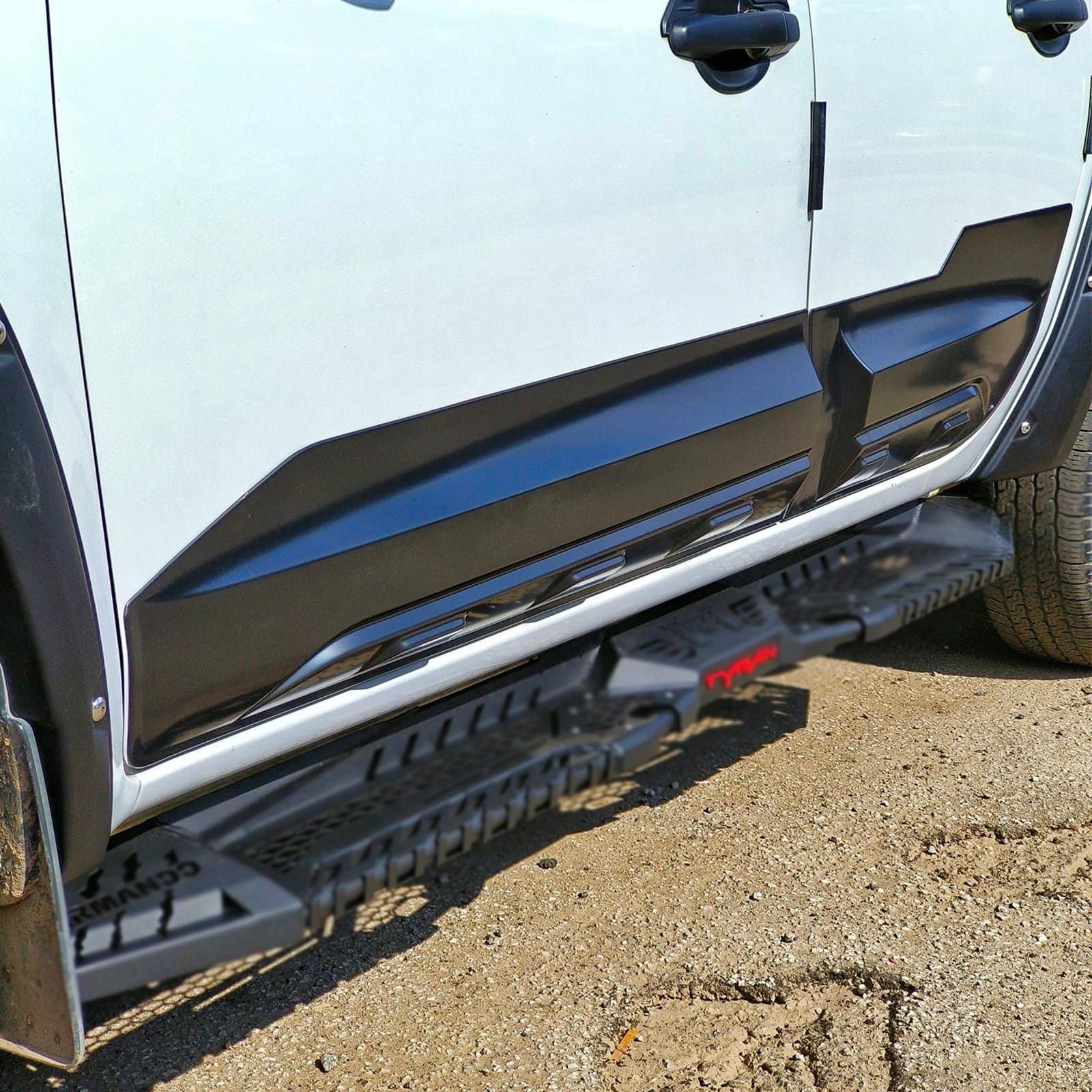 Seitenschutzleisten Türschutz für Mitsubishi L200 Triton (2019–2023) Doppelkabine – Stoßfeste & Kratzfeste ABS Karosserieschutzleisten für Türen, Seitenaufprallschutz Pickup Zubehör