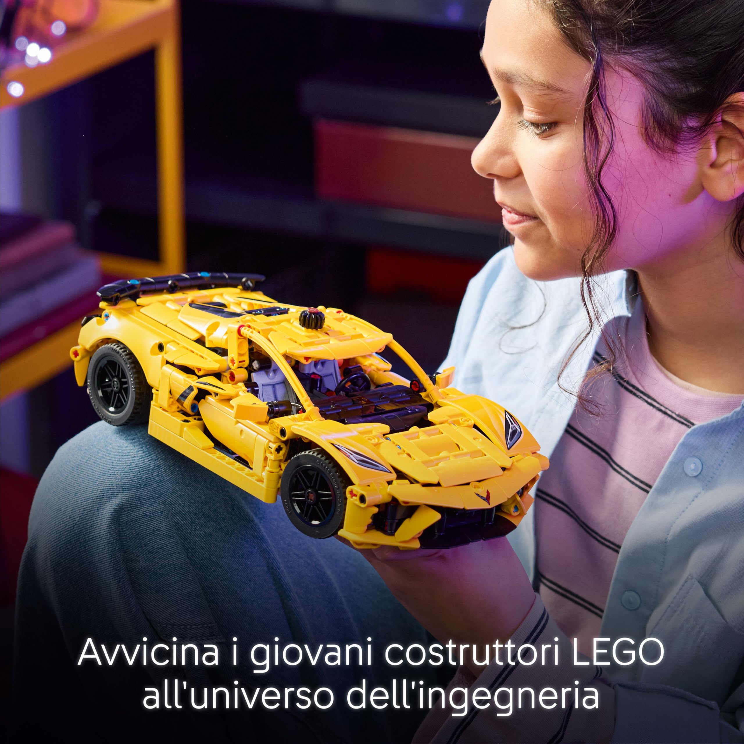 LEGO Technic Chevrolet Corvette Stingray - Modello di Auto da Corsa da Costruire, Giochi per Bambini e Bambine da 9 Anni in su Fan delle Macchine Giocattolo e dei Veicoli Sportivi con Funzioni 42205