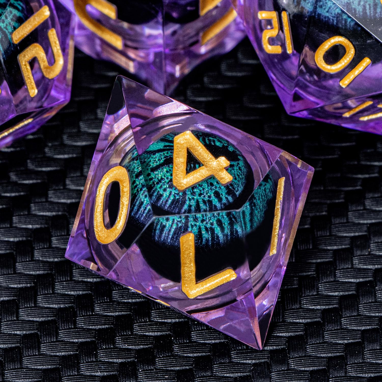ARUOHHA Dragon Eye DND - Juego de dados de resina verde púrpura con bordes afilados, juego de rol RPG, núcleo líquido poliédrico D y D, juego de dados D20 D12 D10 D8 D6 D4