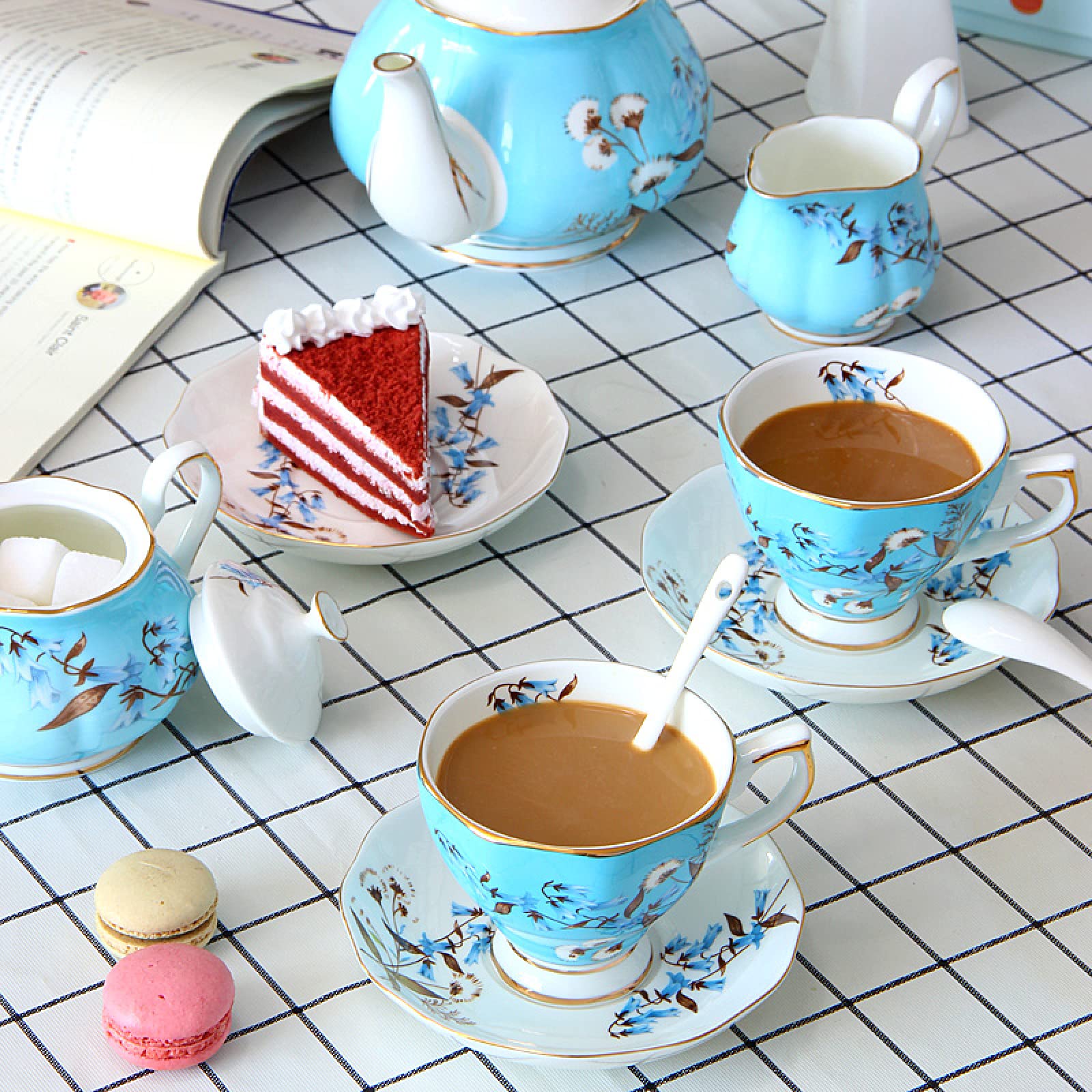 zestaw do herbaty, 15-częściowy porcelanowy zestaw do herbaty Zestaw filiżanek i spodków kawy Vintage Blue, z cukiernicą dzbankiem na mleko
