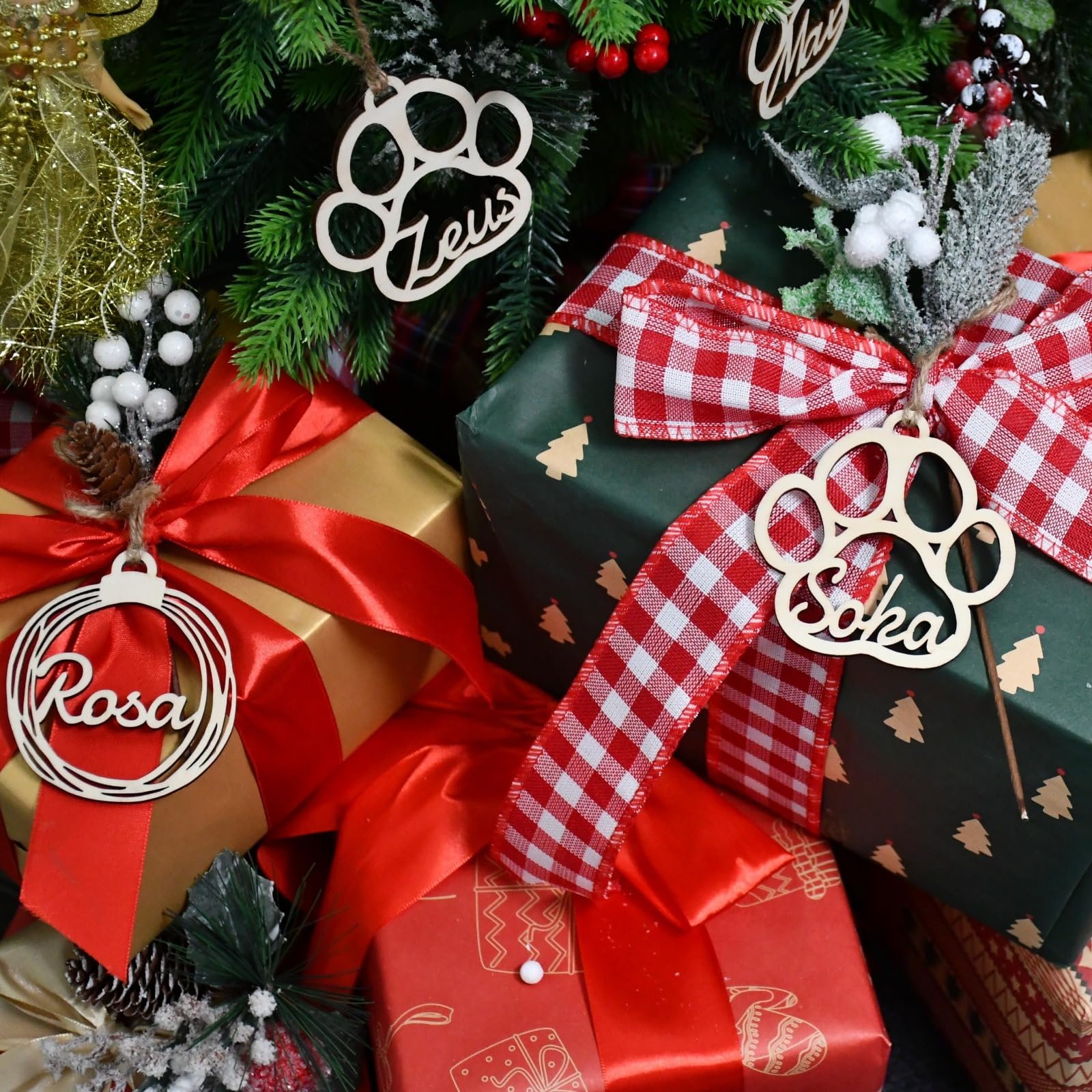 Decoración personalizada para árbol de Navidad, diseño de pata de perro, con diferentes nombres, para colgar en el árbol de Navidad, adornos de madera para envolver regalos (20 unidades)