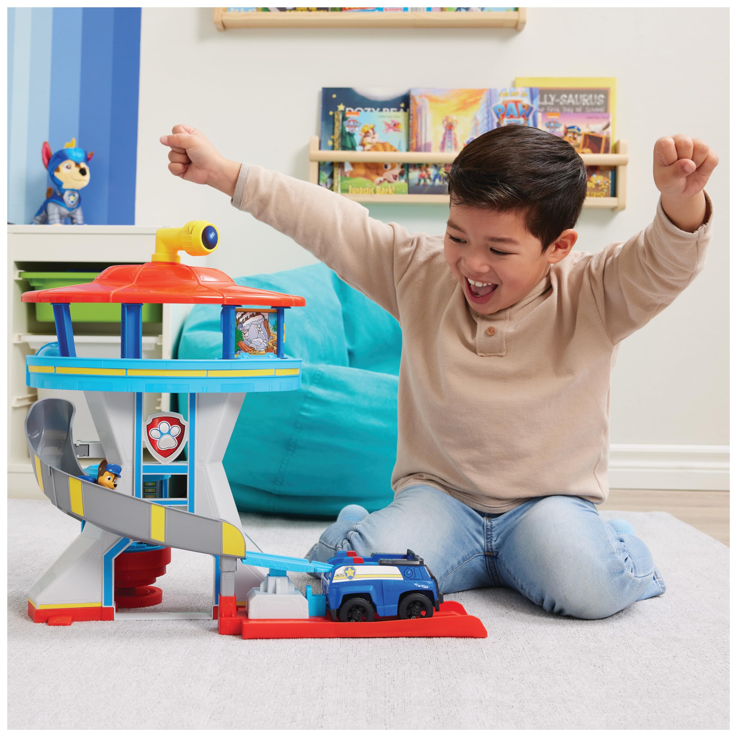 Paw Patrol - Pat Patrouille - Tour de Contrôle 50 Cm - avec Périscope, Missions, Toboggan, 7 Cartes 1 Véhicule Et 2 Figurines Chase - Pat Patrouille Jouet - Voiture Enfant - Jouet Enfant 3 Ans Et +