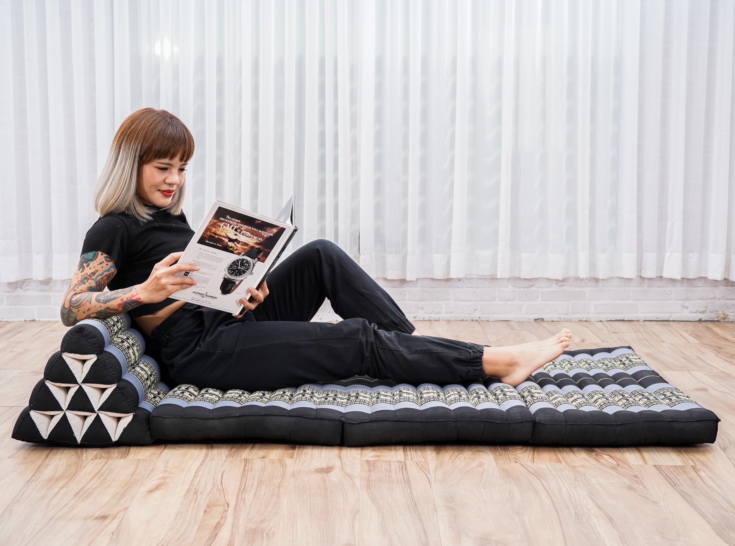 Leewadee Comfortable Japanese Floor Mattress - Thai Floor Bed With Triangle Cushion - Futon Mattress - XL Extra Wide Thai Massage Mat, 170 x 80 cm, Blue, Kapok Filling โ image 1
