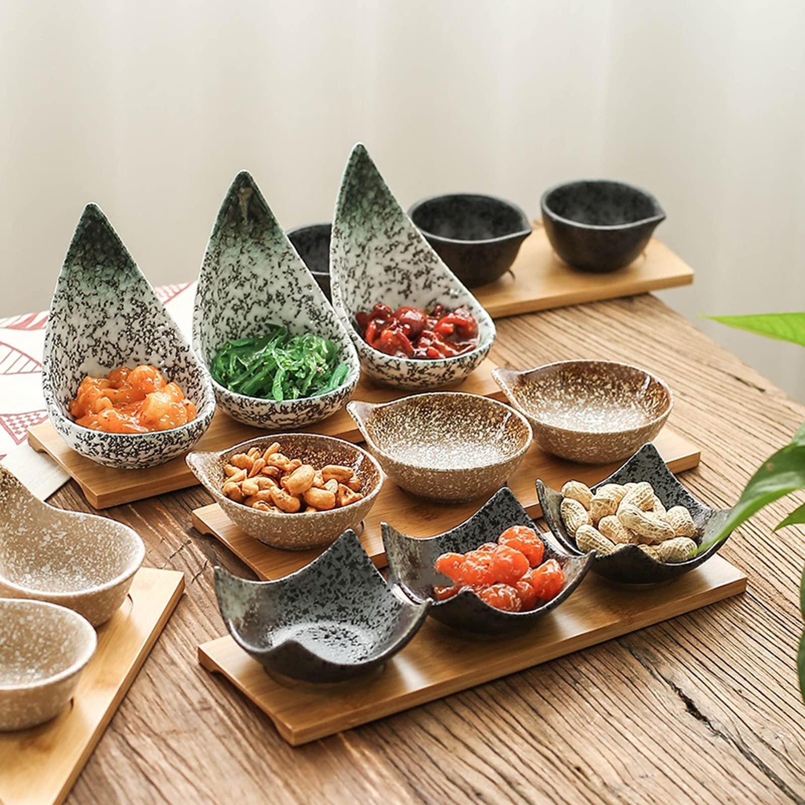 Dipschälchen Kreative Dip Bowl Japanische Stil Keramikschale mit hölzernen Tablett Getrocknete Früchte Snack Süßigkeiten Teller geteilt Mehrzwecksauce Teller Saucen Schalen (Color : A)