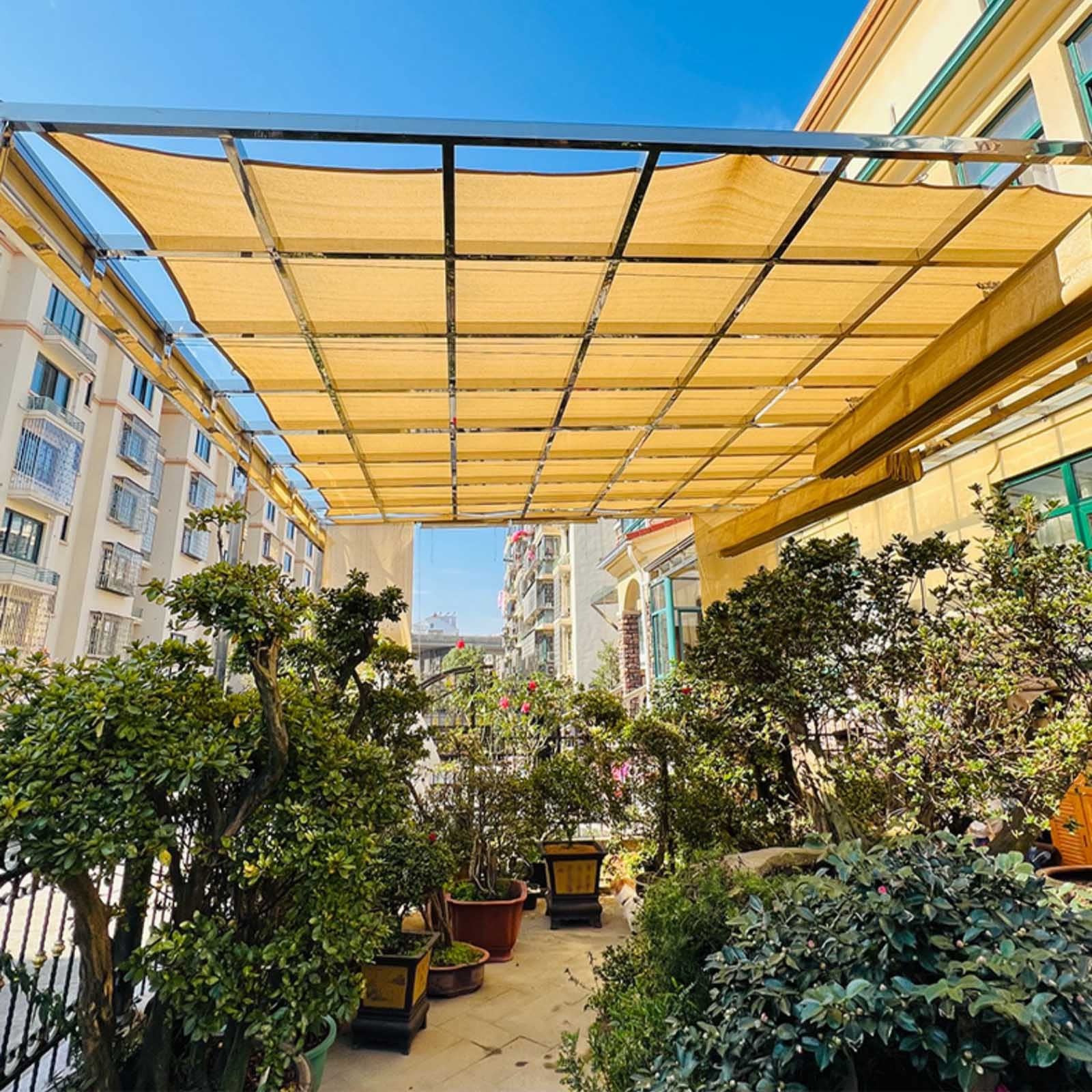 Red de sombra beige de 10 x 10 m, protección UV, 90 % de protección solar, tela de sombra para patio, jardín, pérgola, invernadero, lona de malla duradera con ojales