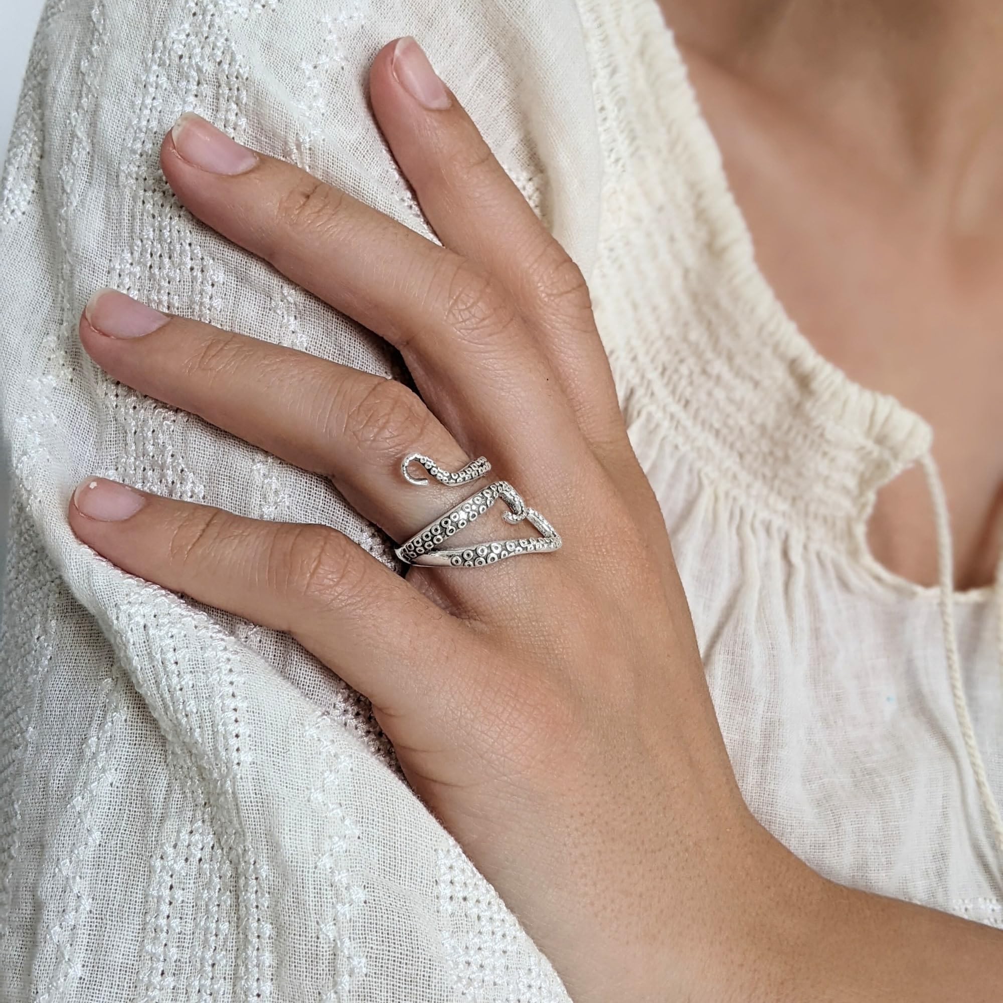 81stgeneration Anillo Envolvente Plata de Ley Brazos Patas Pulpo | Joyería Verano Llamativa | Diseño Medio Dedo Ocean Kraken | Anillo Náutico Playa Pulgar | Anillos Bohemios Anchos Adolescentes