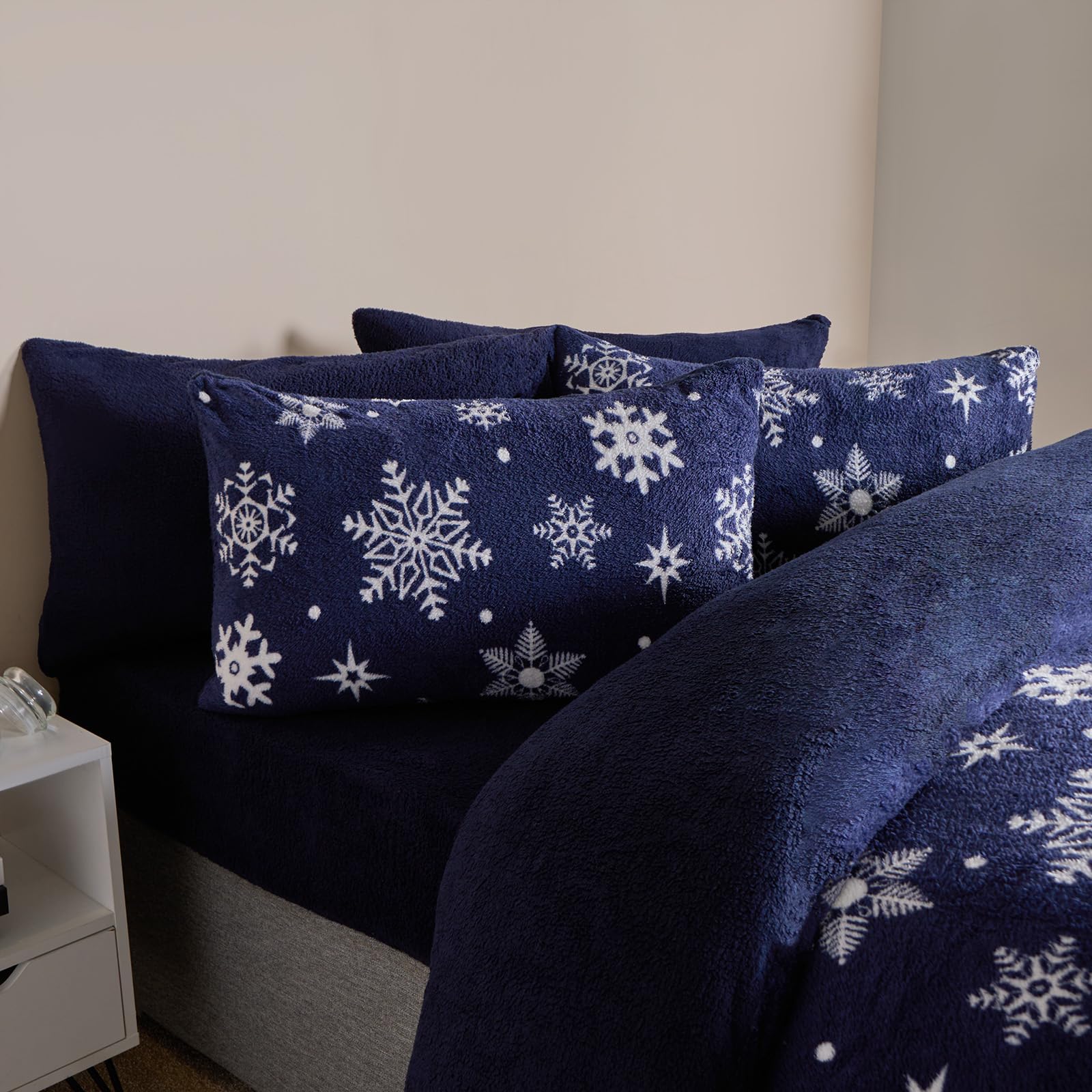 OHS Christmas Bedding Double, Super Soft Warm Thermal Winter Snowflake Teddy Fleece Duvet ...