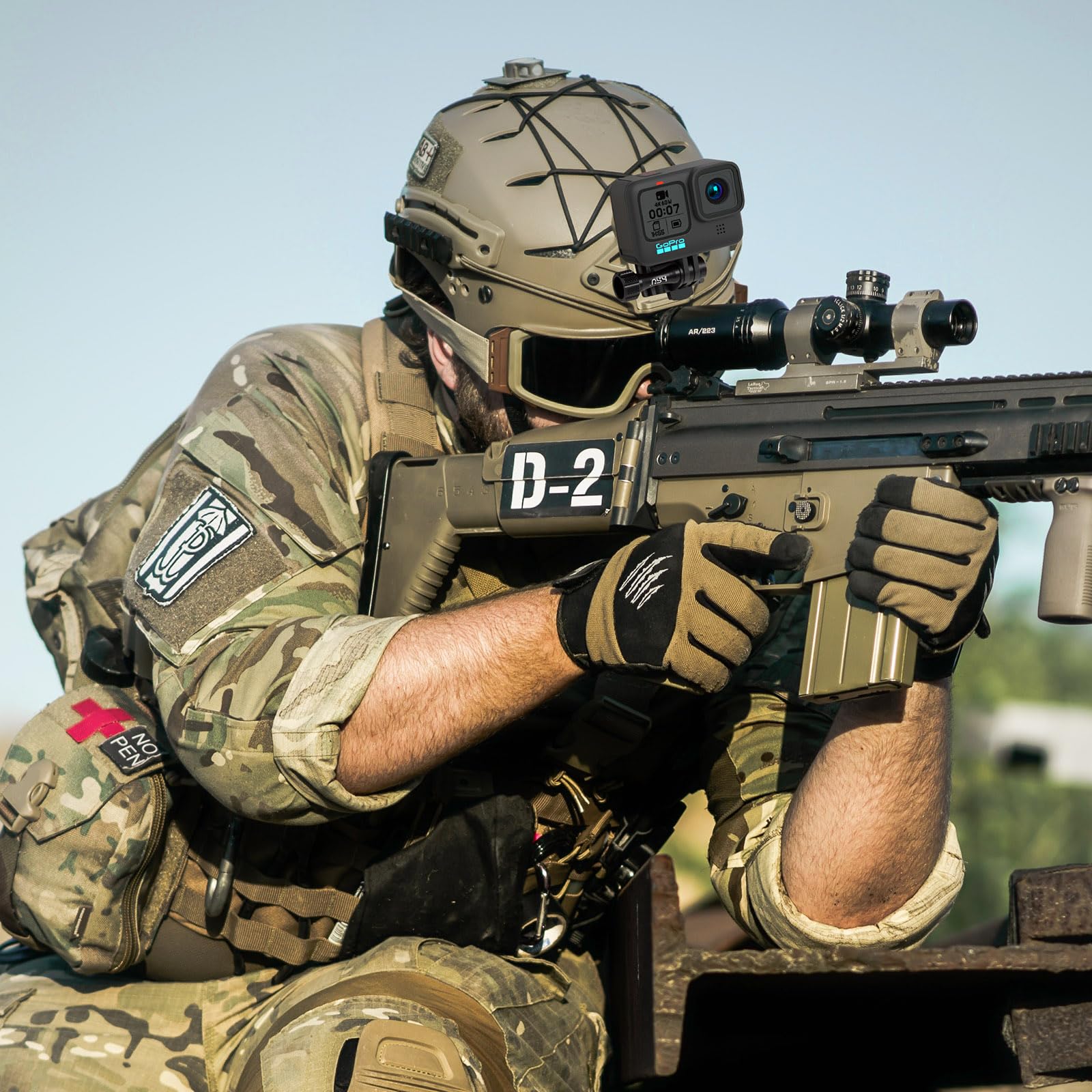 HSU Adattatore in alluminio per montaggio su casco NVG per GoPro Hero 11/10/9/8/7/6/5/4/3 e la maggior parte delle videocamere d'azione
