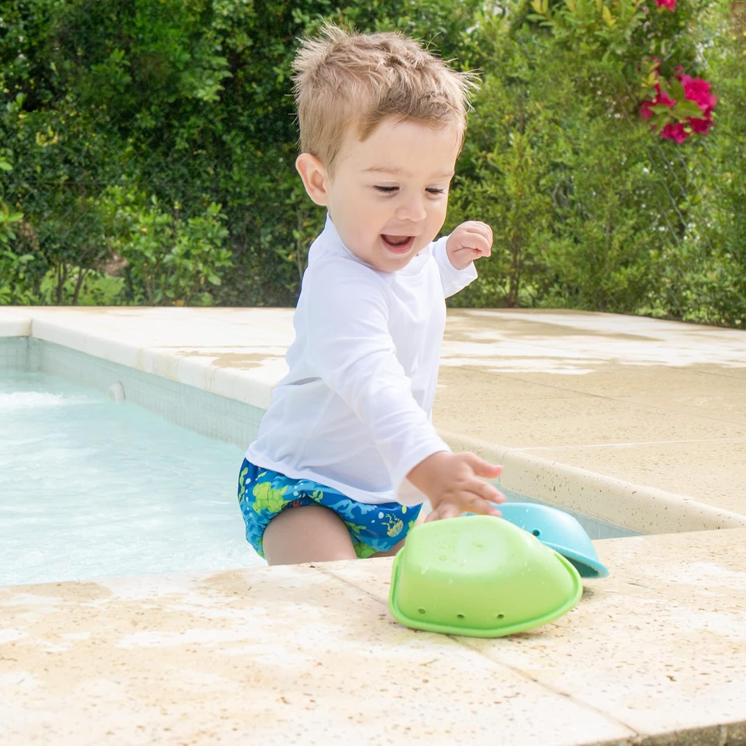 green sprouts Snap Reusable Absorbent Swimsuit Diaper, Light Pink Pinstripe, 24 Month - Image 3