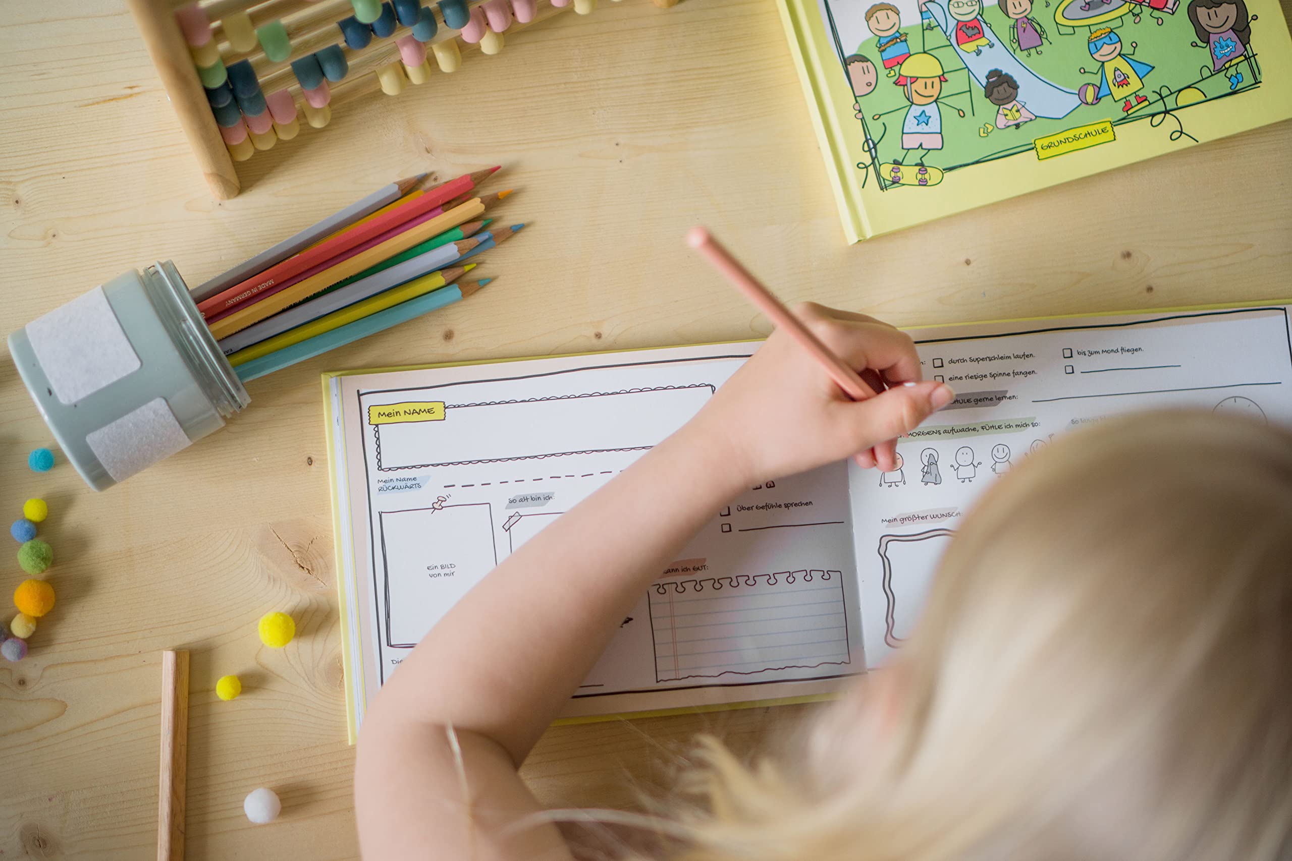 Freundschaftsbuch Meine Lieblingsmenschen - Grundschule: Das besondere Freundebuch für alle Grundschulkinder von brombeermama