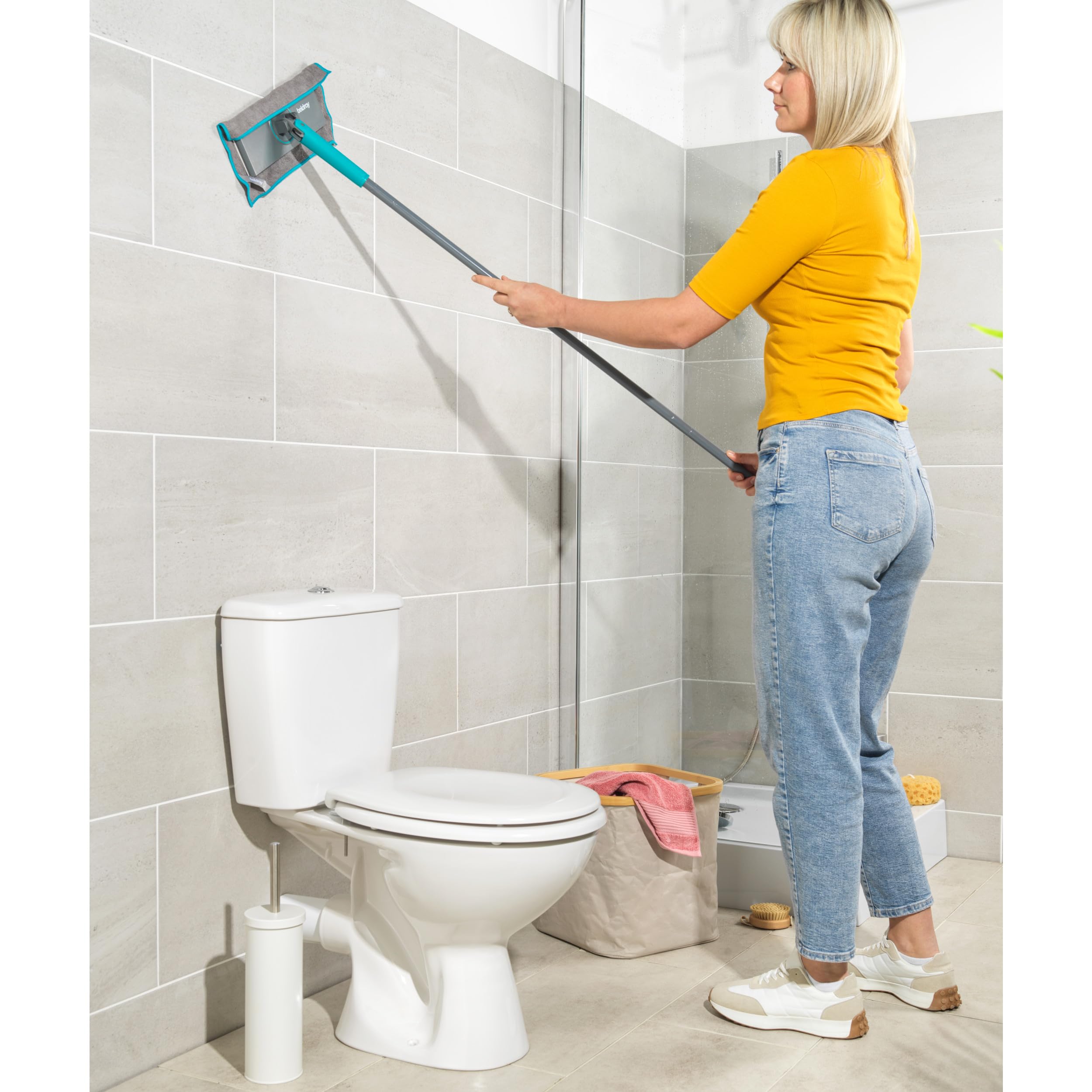 Beldray Anti-Bac Mop do Wszystkich Powierzchni z Systemem Clip-to-Grip - Duża Głowica Mopa, Płytki/Podłoga/Lustra, Obrotowa Głowica 360°, 4 Ścierki, Czyszczenie i Odkurzanie