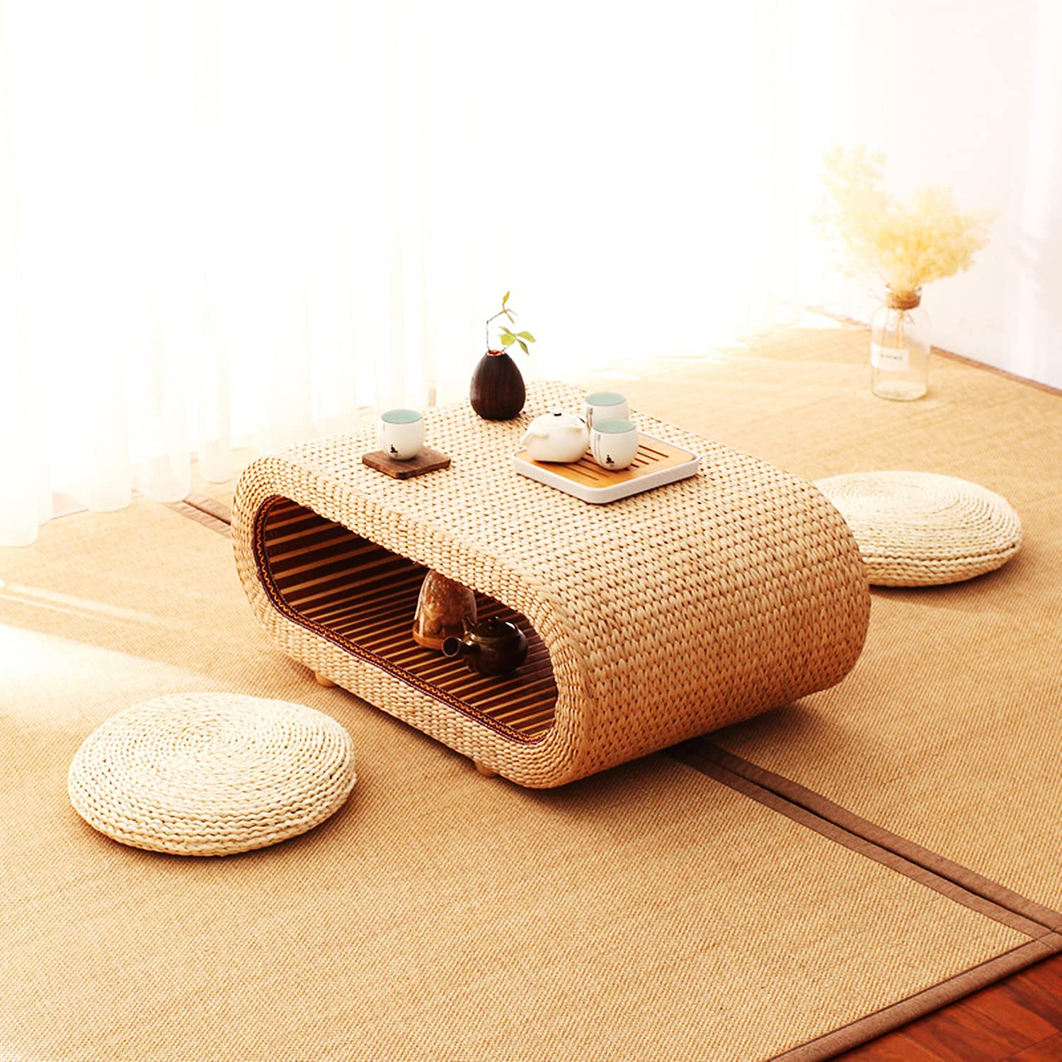 Table de sol japonaise tatami pour créer un coin thé zen sur votre balcon