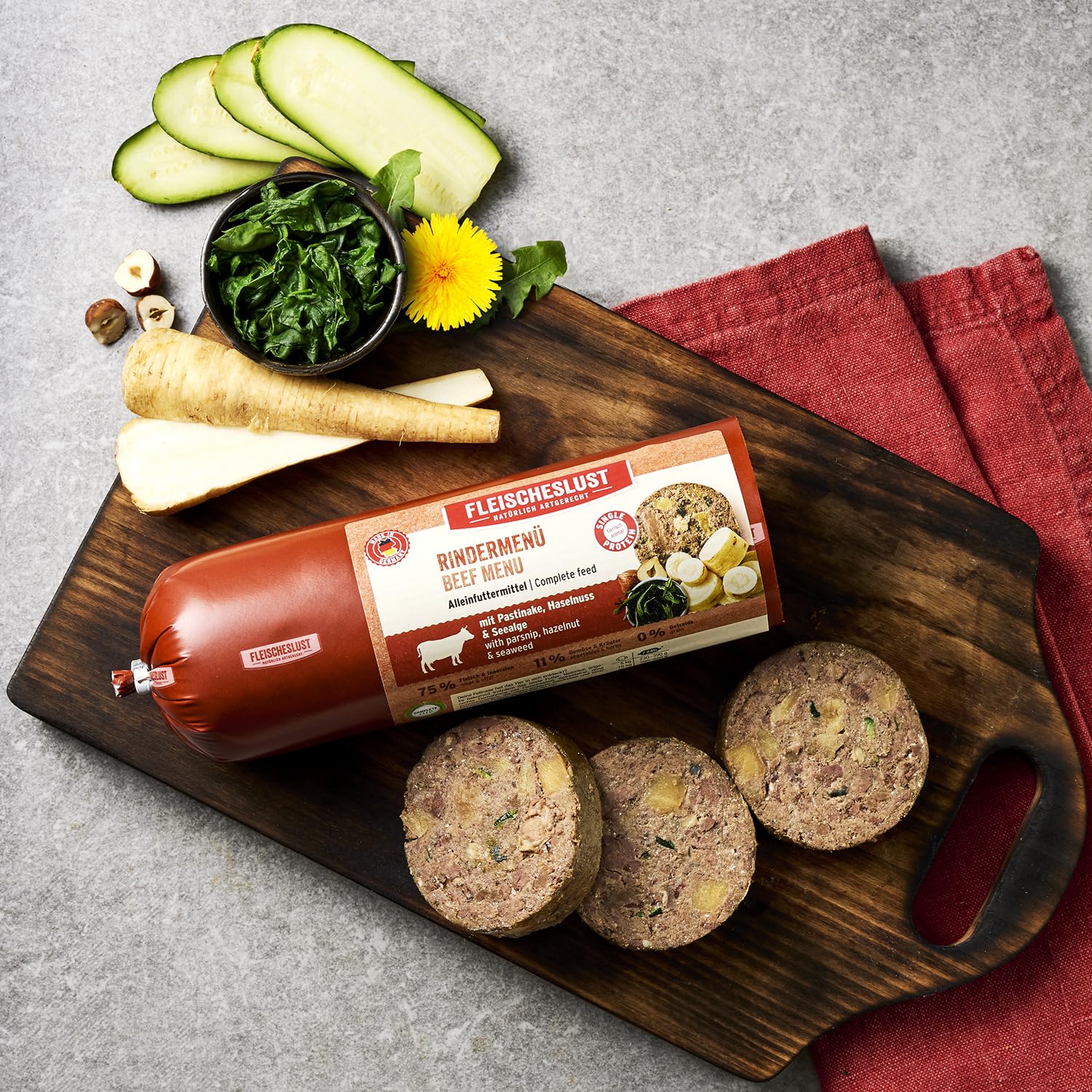 Fleischeslust Salchichas para perros, menú de carne con chirivía, avellana y algas marinas, caja de alimentos (6 x 800 g), comida húmeda, resistente a los cortes, sin cereales, pienso completo para