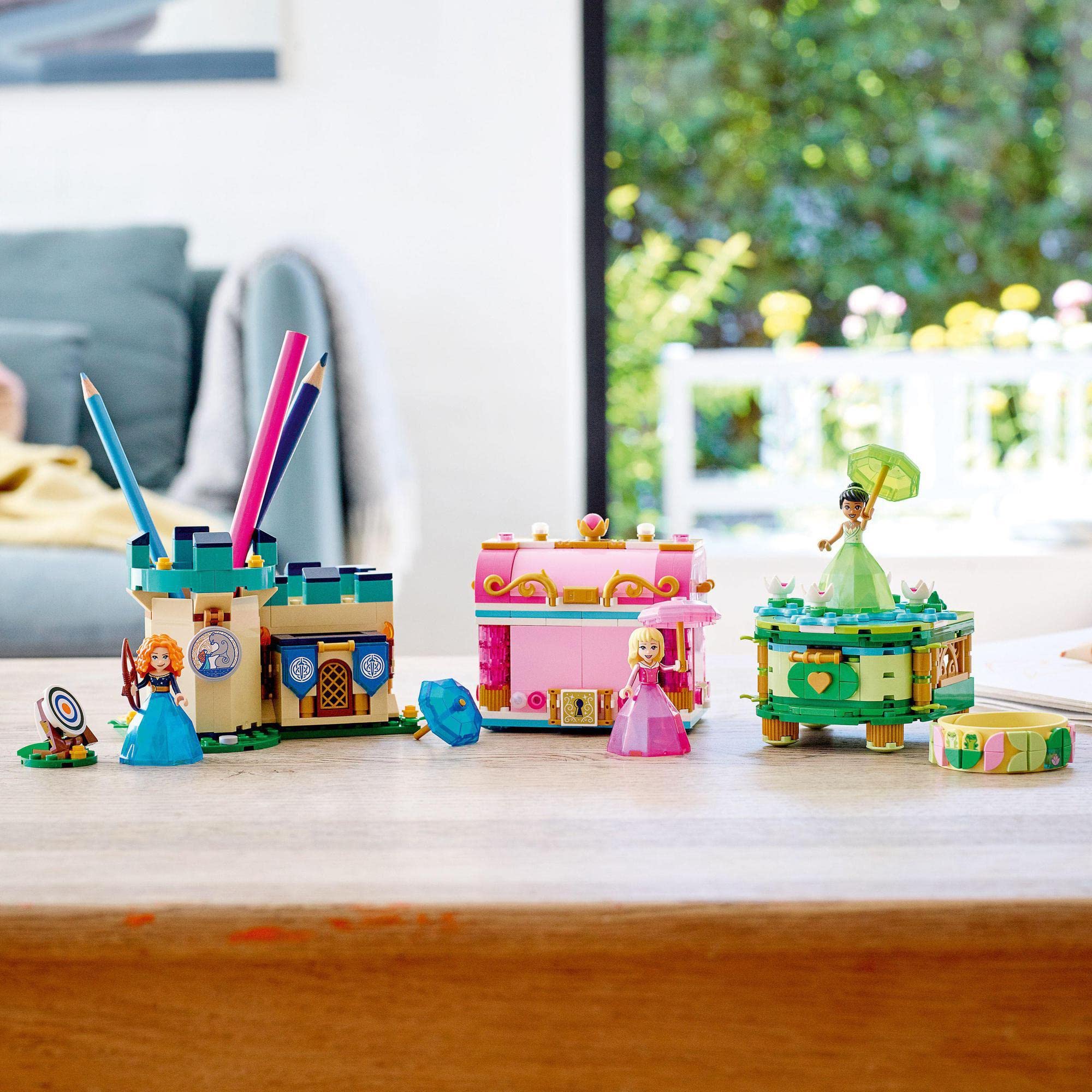 Amazon.co.jp: レゴ(LEGO) ディズニープリンセス オーロラ、メリダ 