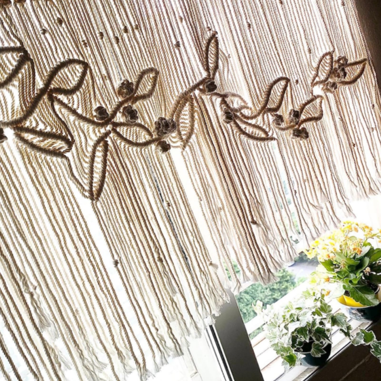 Rideaux en macramé avec perles de bois tissées, tenture murale, rideau de porte court pour une utilisation en extérieur, 100 x 80 cm, motif libellule séparateur de pièce décoratif