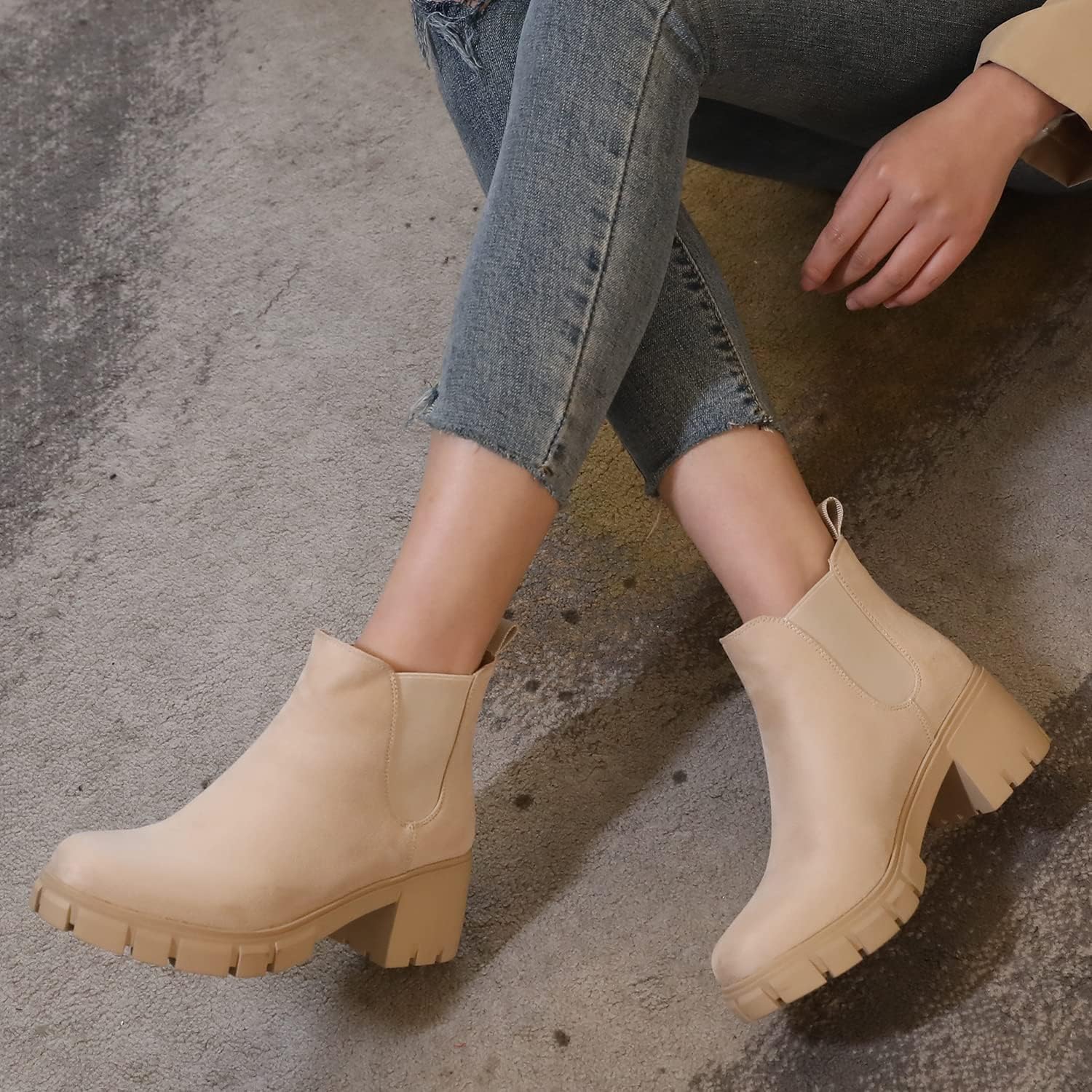Women Chelsea Boots Comfortable Lug Sole Slip On Ankle Booties - Image 5