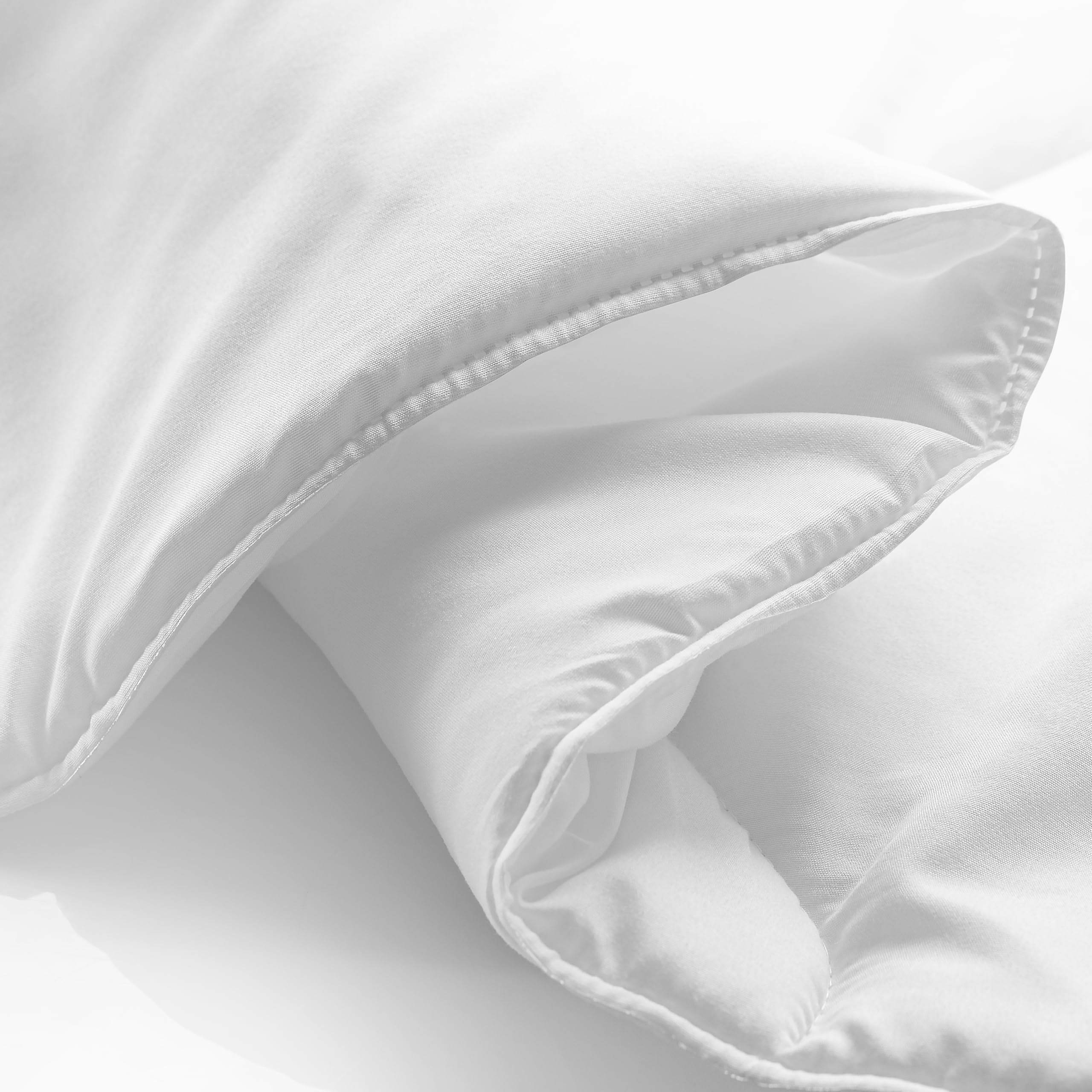 DecoKing Inez Couette Tempérée 200x220 cm pour lit 2 Personnes, Toutes Saisons Édredon Chaud hypoallergénique antiallergique, Couverture 100% Microfibre Öko Tex Standard