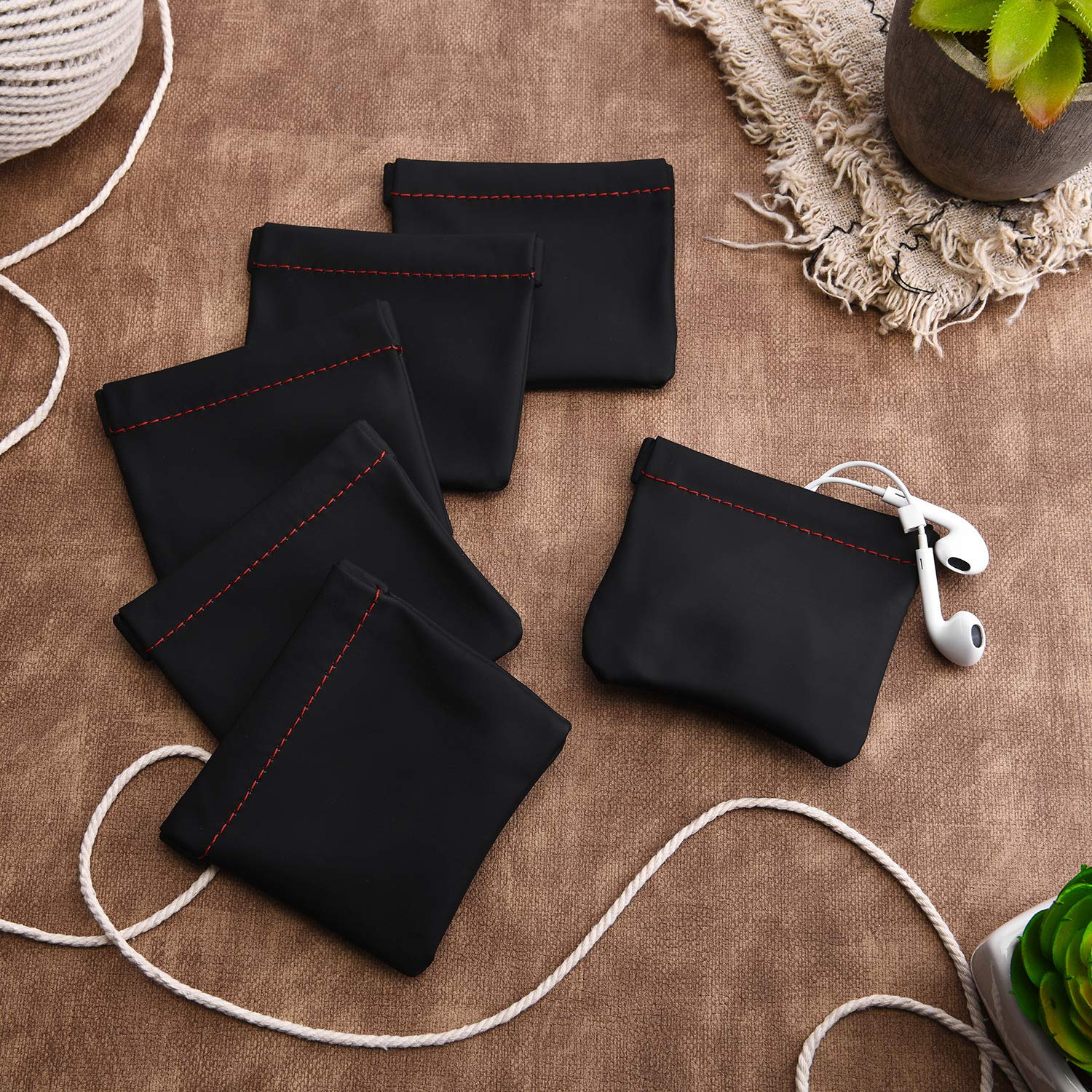 4er-Set Schwarze Kopfhörer-Taschen Aus PU-Leder – Mit Feder-Verschluss Für Kleinteile