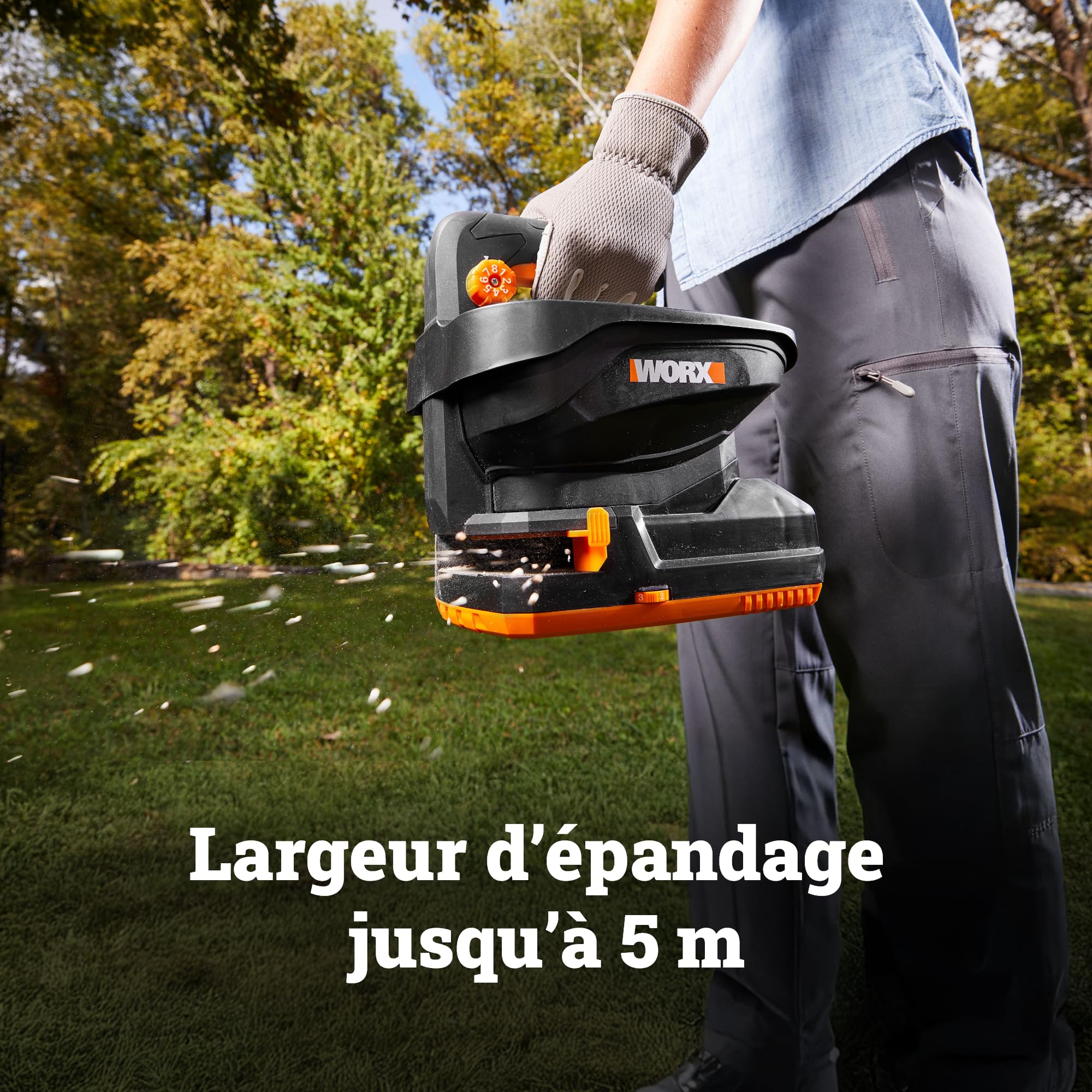 WORX Épandeur sans fil universel 20V WG869E.9, largeur d’épandage 5 m, réservoir 3,3 L, jusqu’à 550 m² par remplissage, débit réglable, pour engrais et sel de déneigement, sans batterie ni chargeur