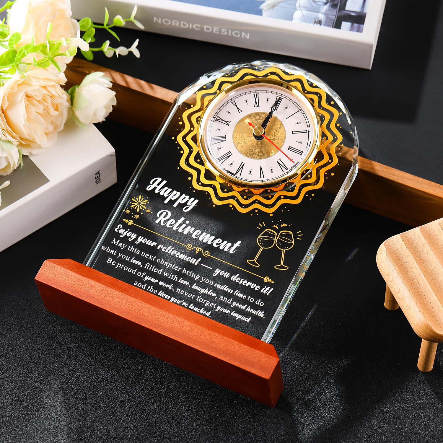 K9 - Reloj de cristal para jubilación para mujeres y hombres, con base de madera y grabado láser, recuerdo inspirador de 6.5 x 8.5 pulgadas para profesores, enfermeras, médicos, jefes